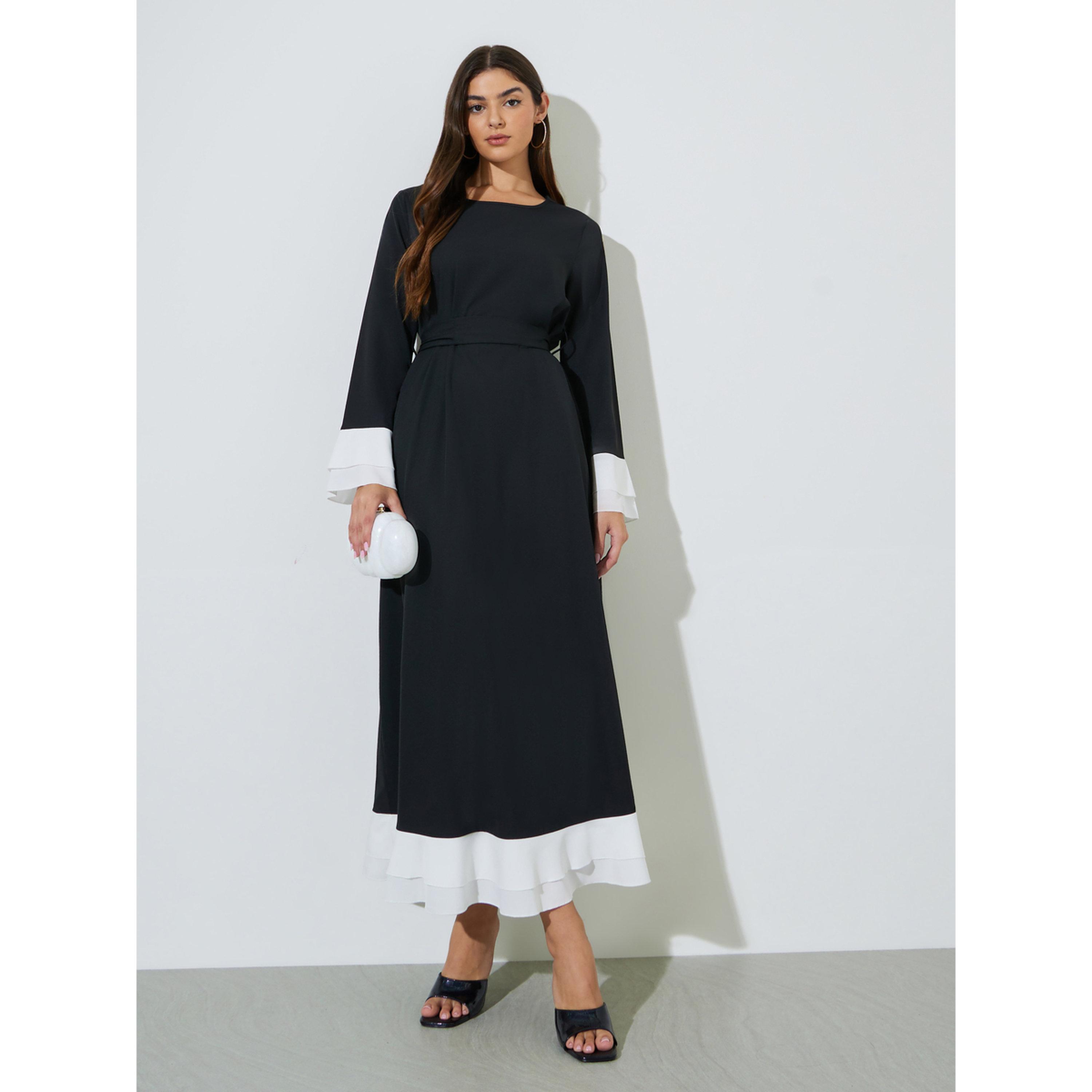 Styli Black Solid Tie-Up Waist Maxi Dress with Contrast Trims-women-arabicclothing-dresses-image-3