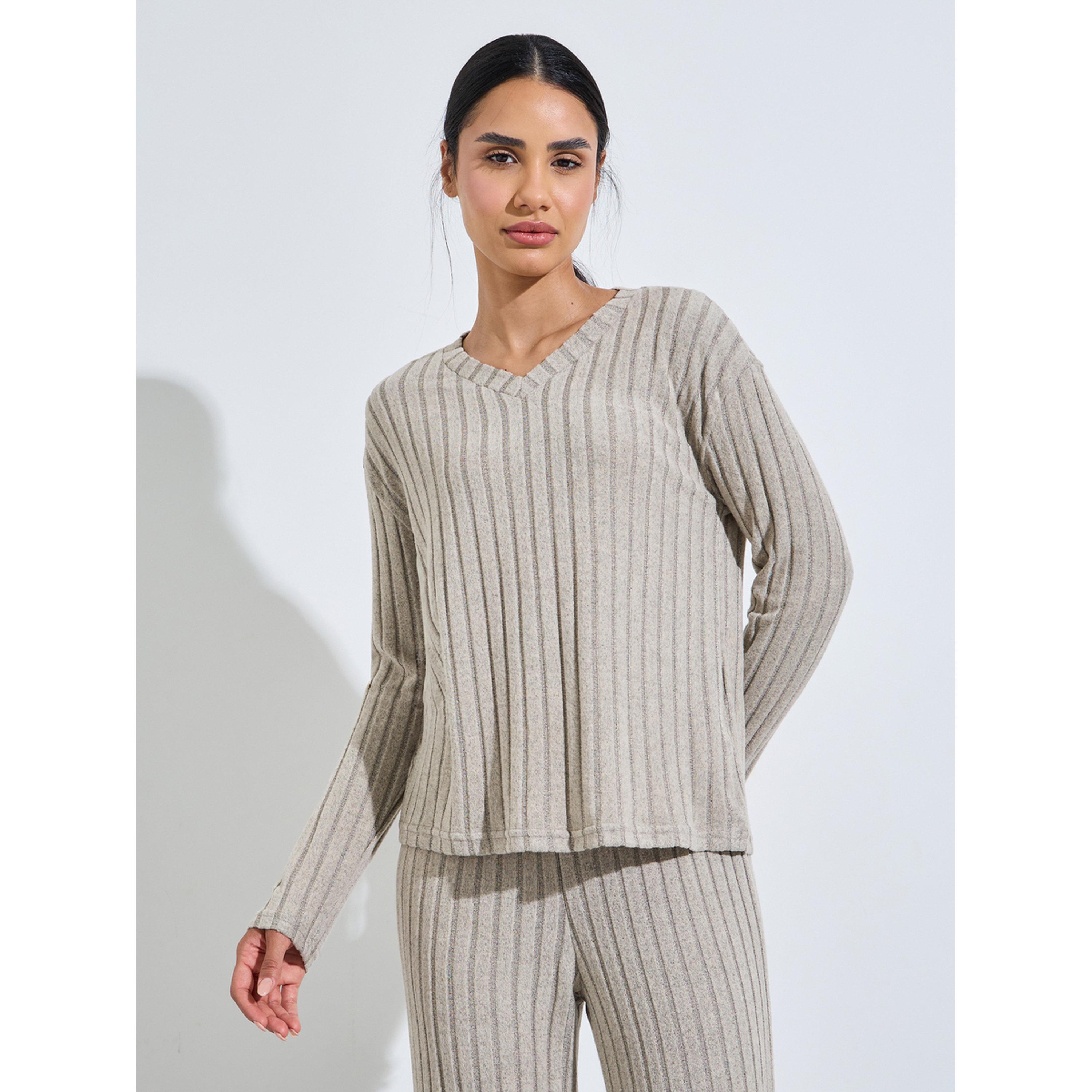 طقم بيجاما من بنطال بأرجل مستقيمة وتيشيرت محبوك بتفاصيل مضلعة بني-women-clothing-nightwear-pyjamas-longsets-image-2