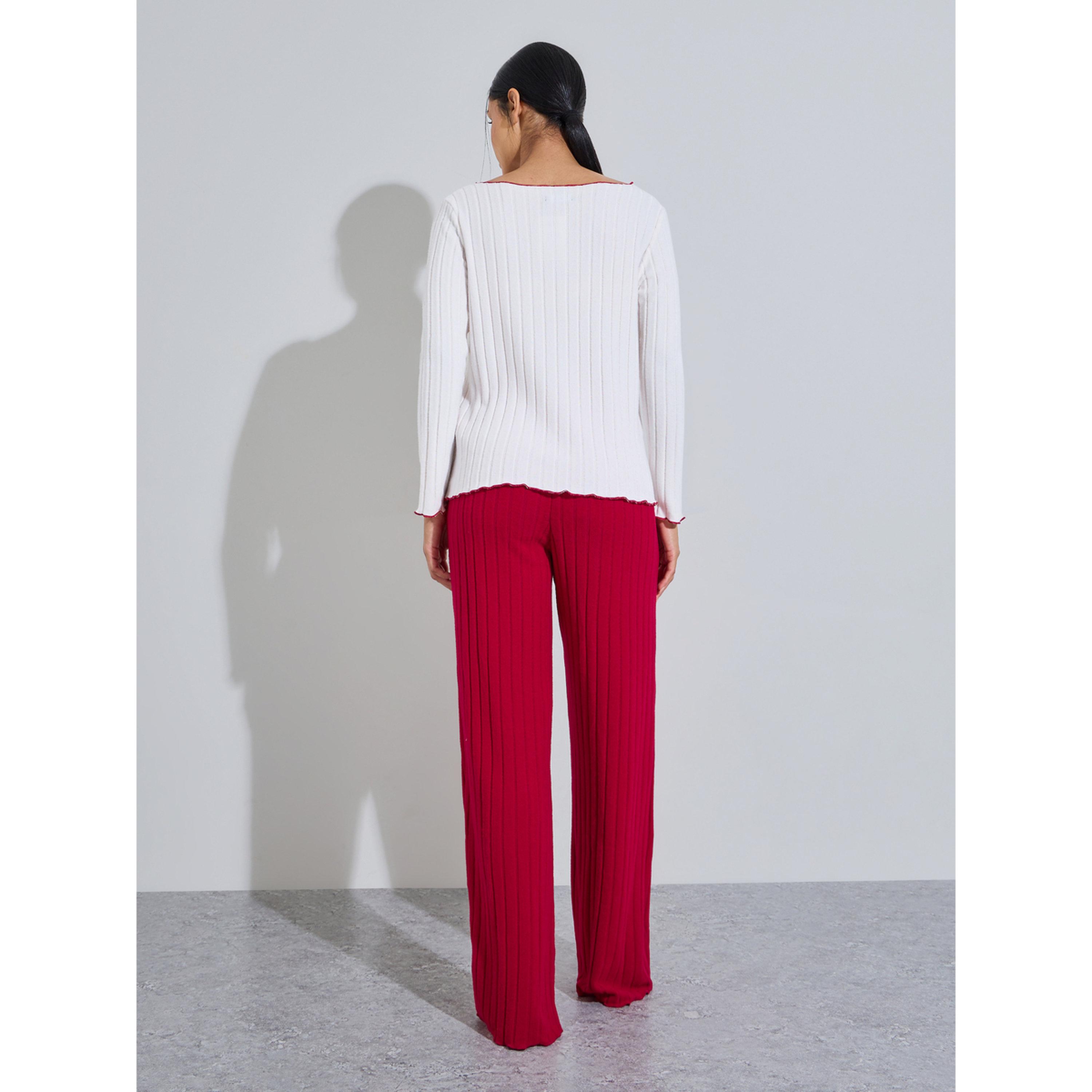 طقم بيجاما من بنطال سادة وبلوزة بياقة قارب بتفاصيل مضلعة وطبعة قلوب بورجوندي-women-clothing-nightwear-pyjamas-longsets-image-2
