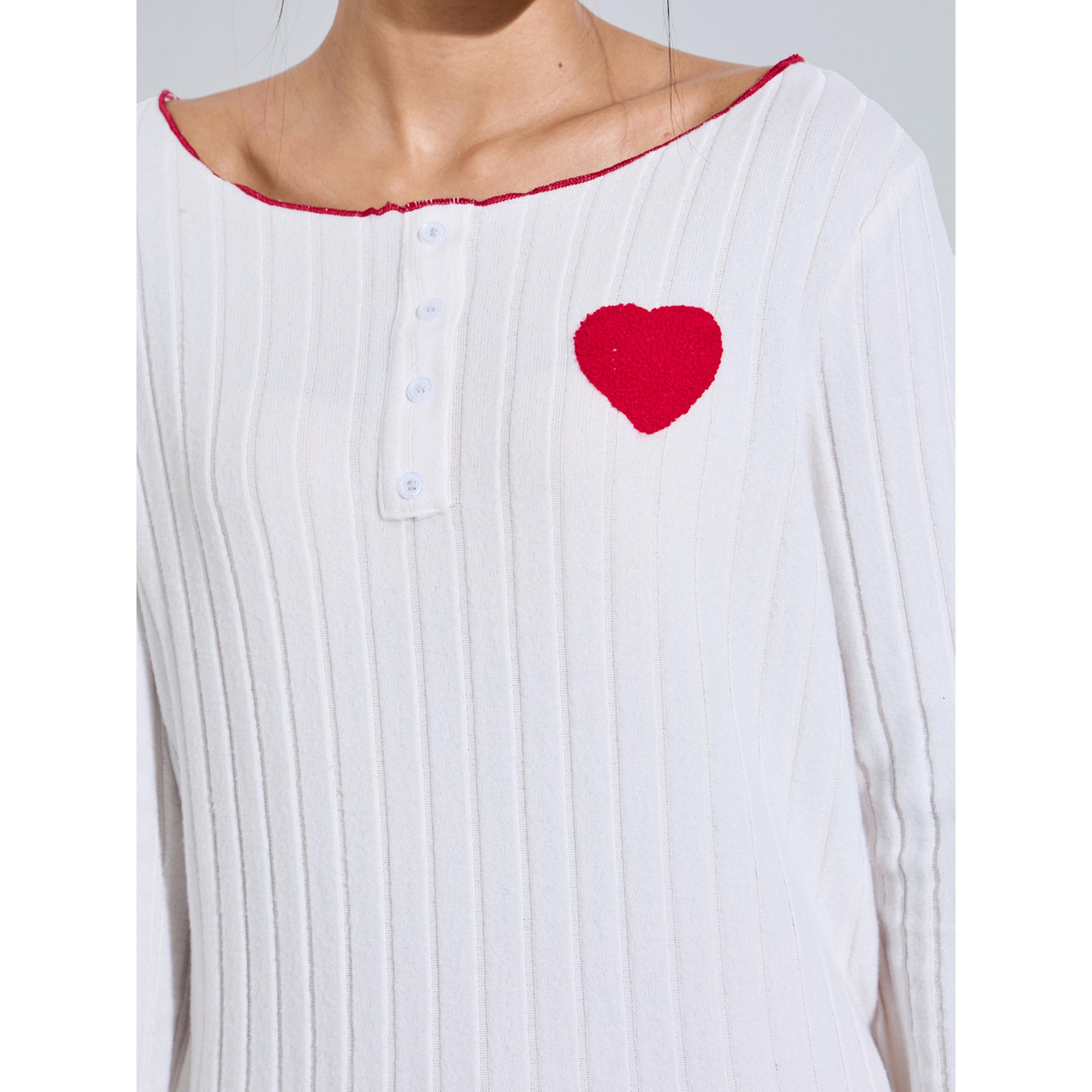 طقم بيجاما من بنطال سادة وبلوزة بياقة قارب بتفاصيل مضلعة وطبعة قلوب بورجوندي-women-clothing-nightwear-pyjamas-longsets-image-6