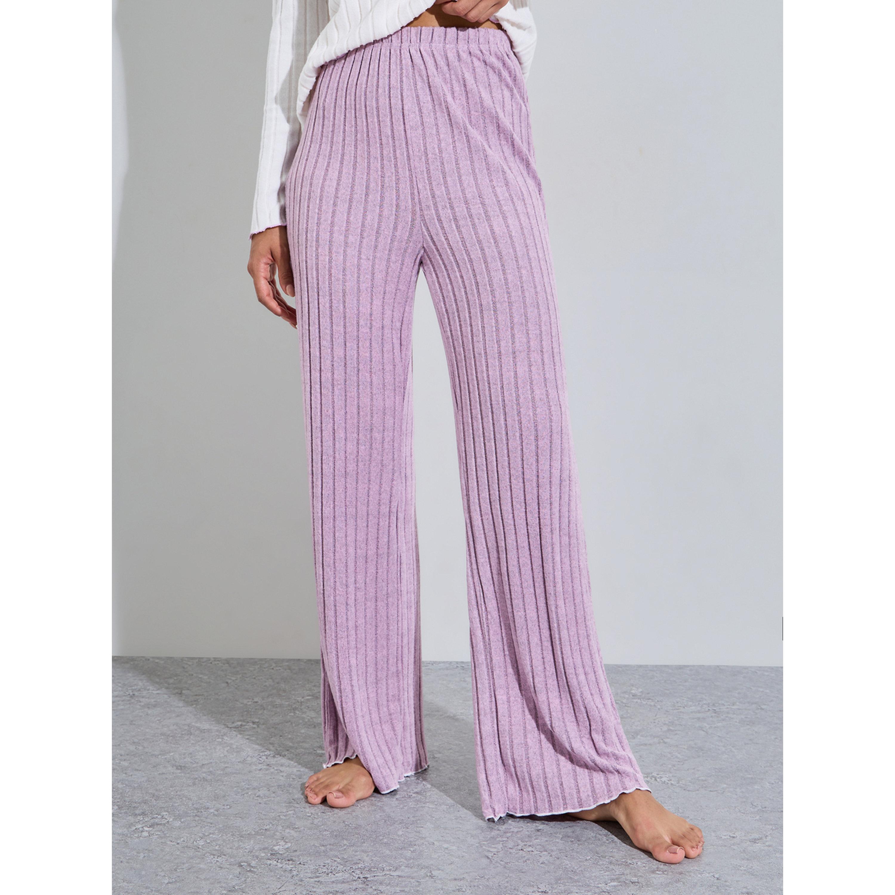 طقم بيجاما من بنطال سادة وبلوزة بياقة قارب بتفاصيل مضلعة وطبعة قلوب وردي-women-clothing-nightwear-pyjamas-longsets-image-4