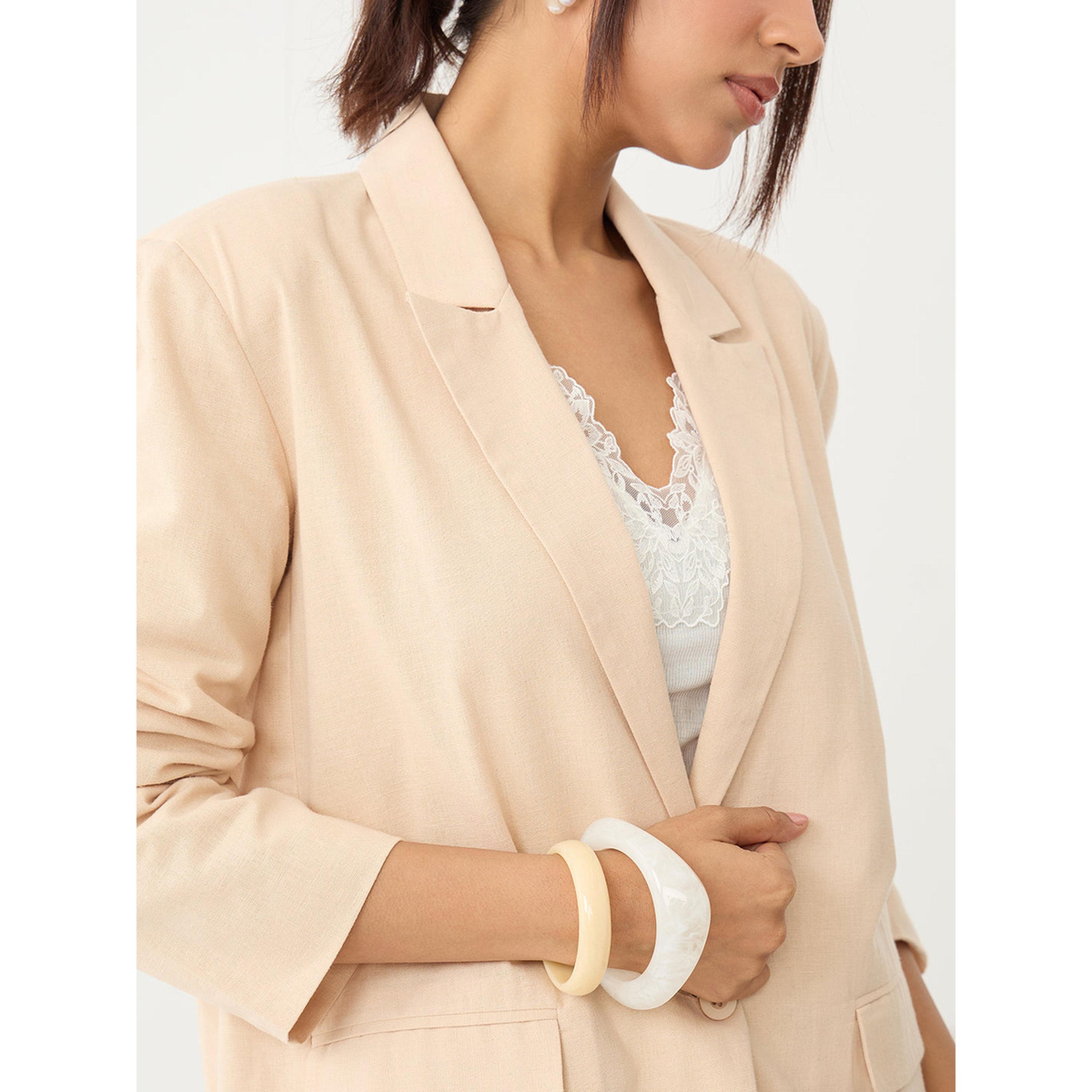 بليزر طويل بأزرار بيج-women-clothing-coatsandjackets-blazers-image-4