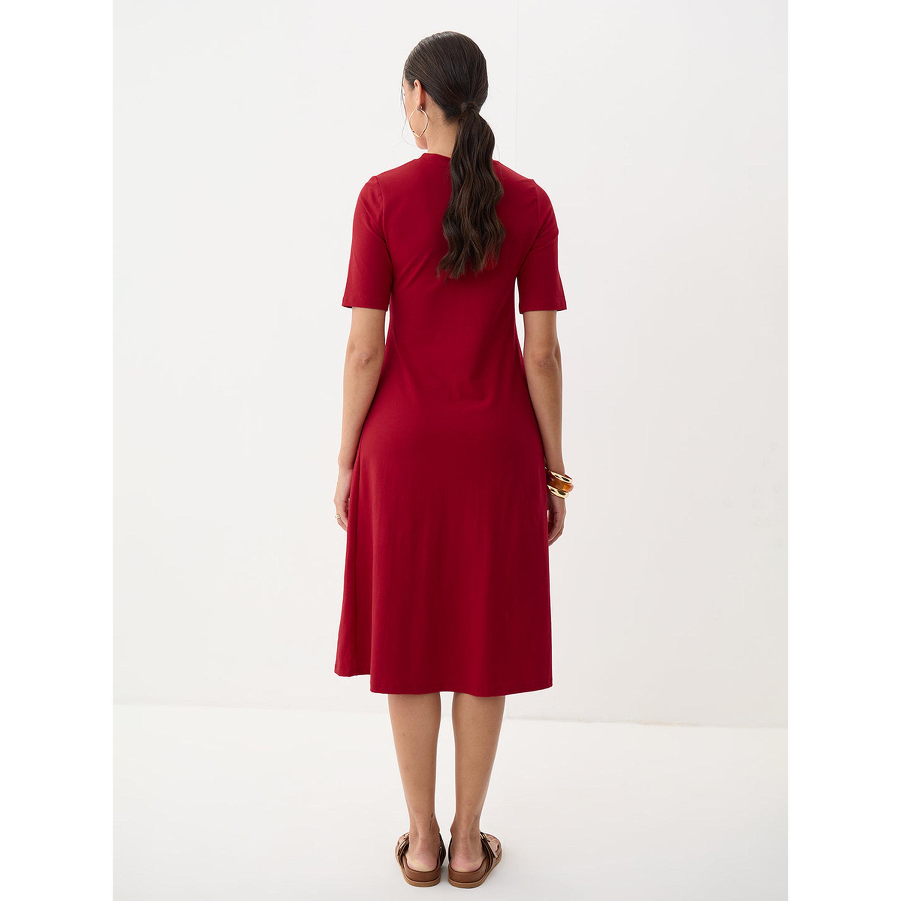 Femmella X Styli Red A-Line Midi Dress with Short Sleeves - Effortless Daytime Style-women-clothing-dresses-image-2