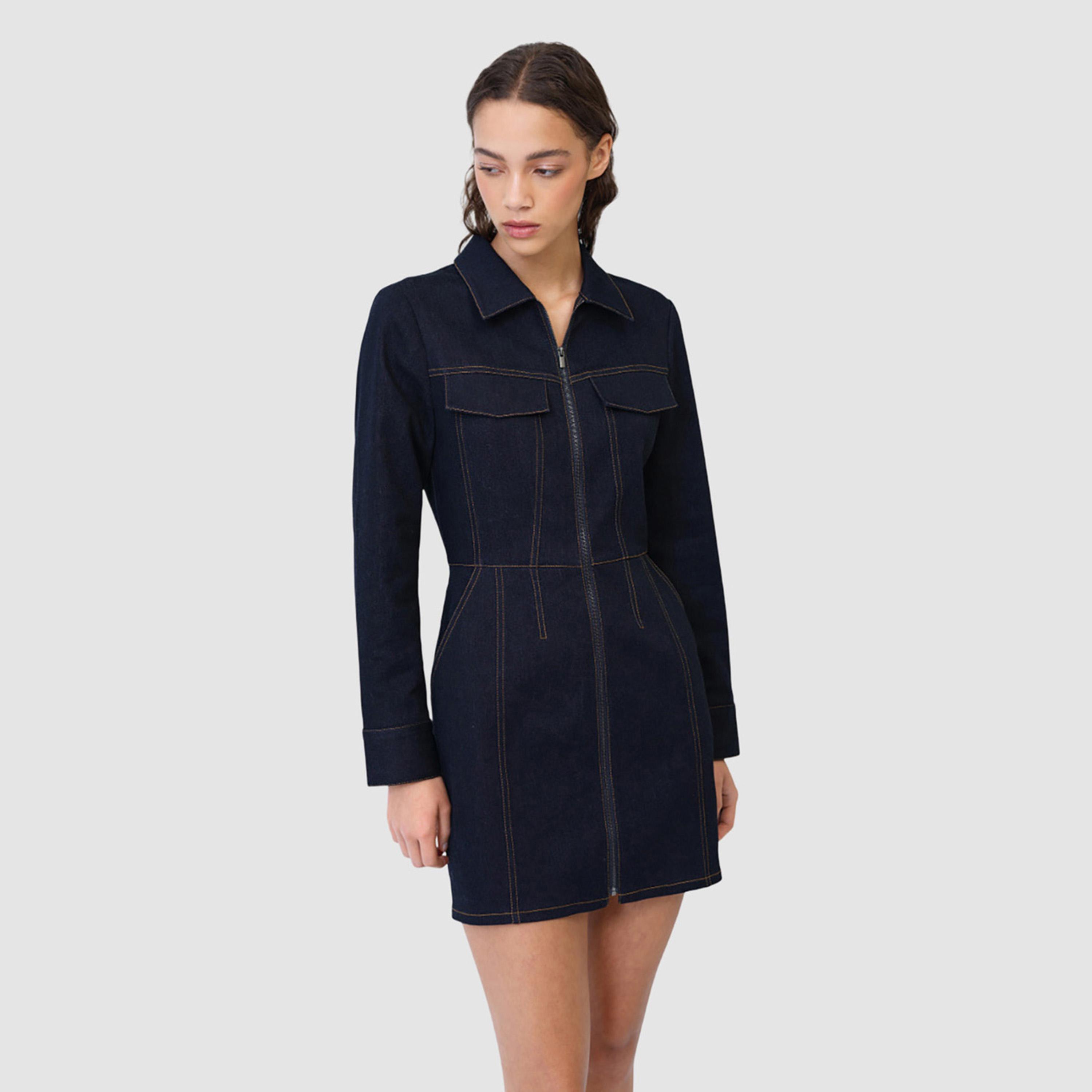 فستان دينيم نسائي قصة "شيث" بياقة وخياطة متباينة لون أزرق داكن من فرينش كونكشن-women-clothing-dresses-image-1