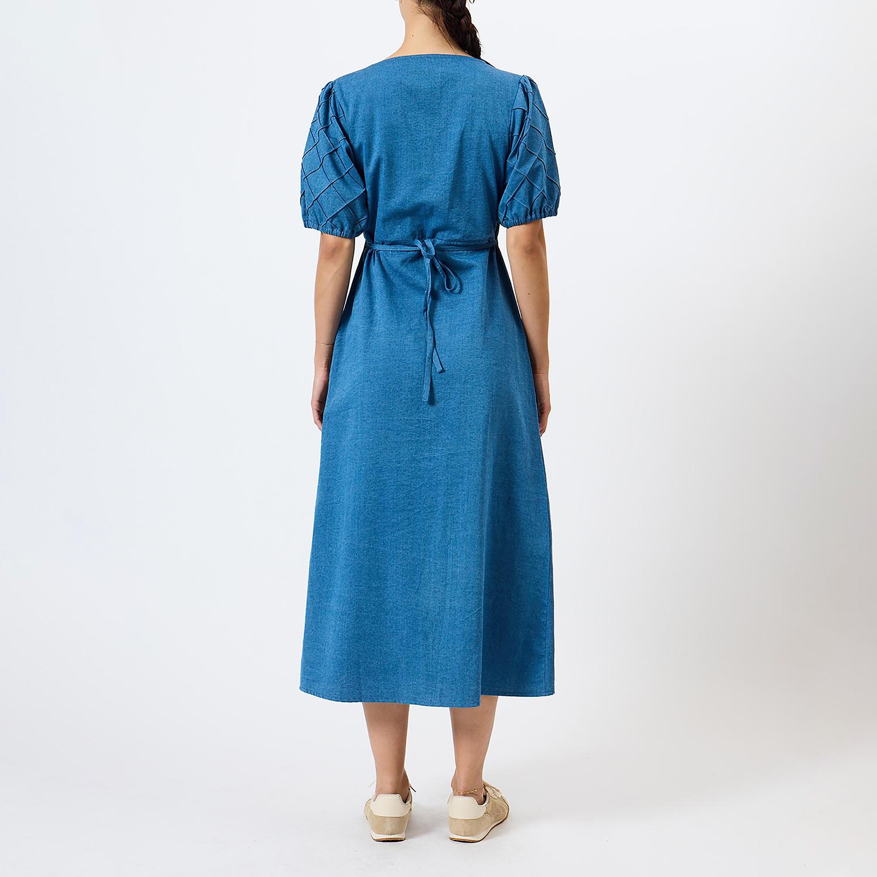 فستان ميدي قطن حريمي بأكمام منتفخة باللون الأزرق من فرينش كونكشن-women-clothing-dresses-image-8