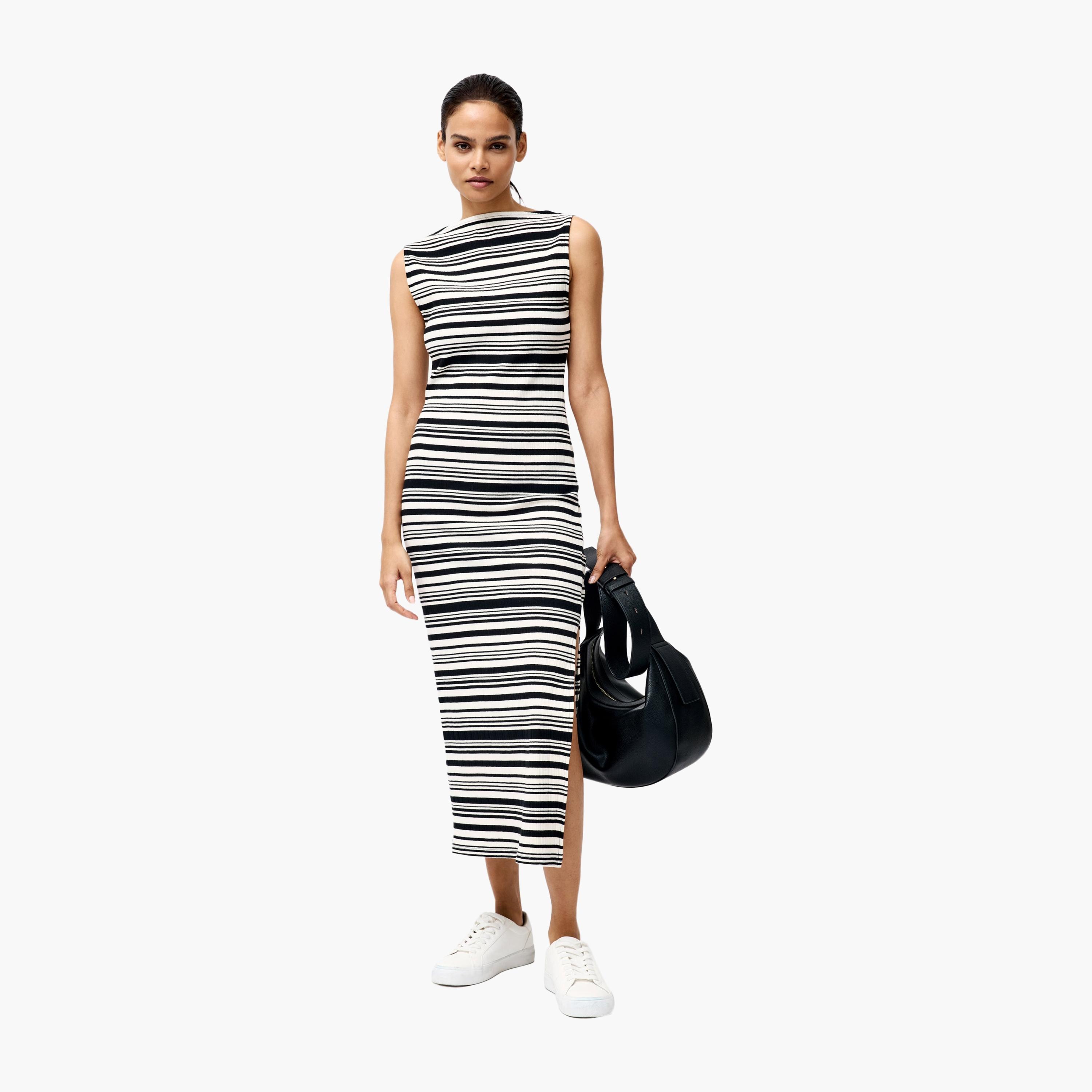 فستان ميدي نسائي أسود مخطط بفتحة جانبية من فرينش كونيكشن-women-clothing-dresses-image-1