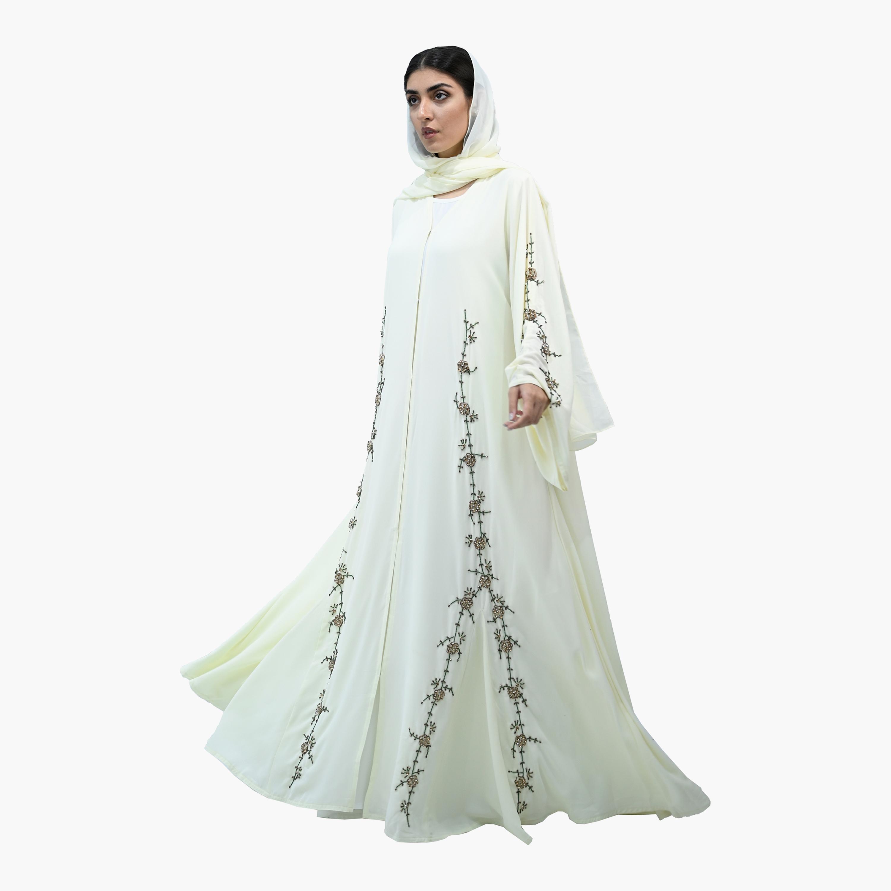 عباية نخبة كريمية بأكمام واسعة وألواح جوديت مطرزة بالخرز والترتر تأتي مع الحجاب-women-arabicclothing-abayas-image-3