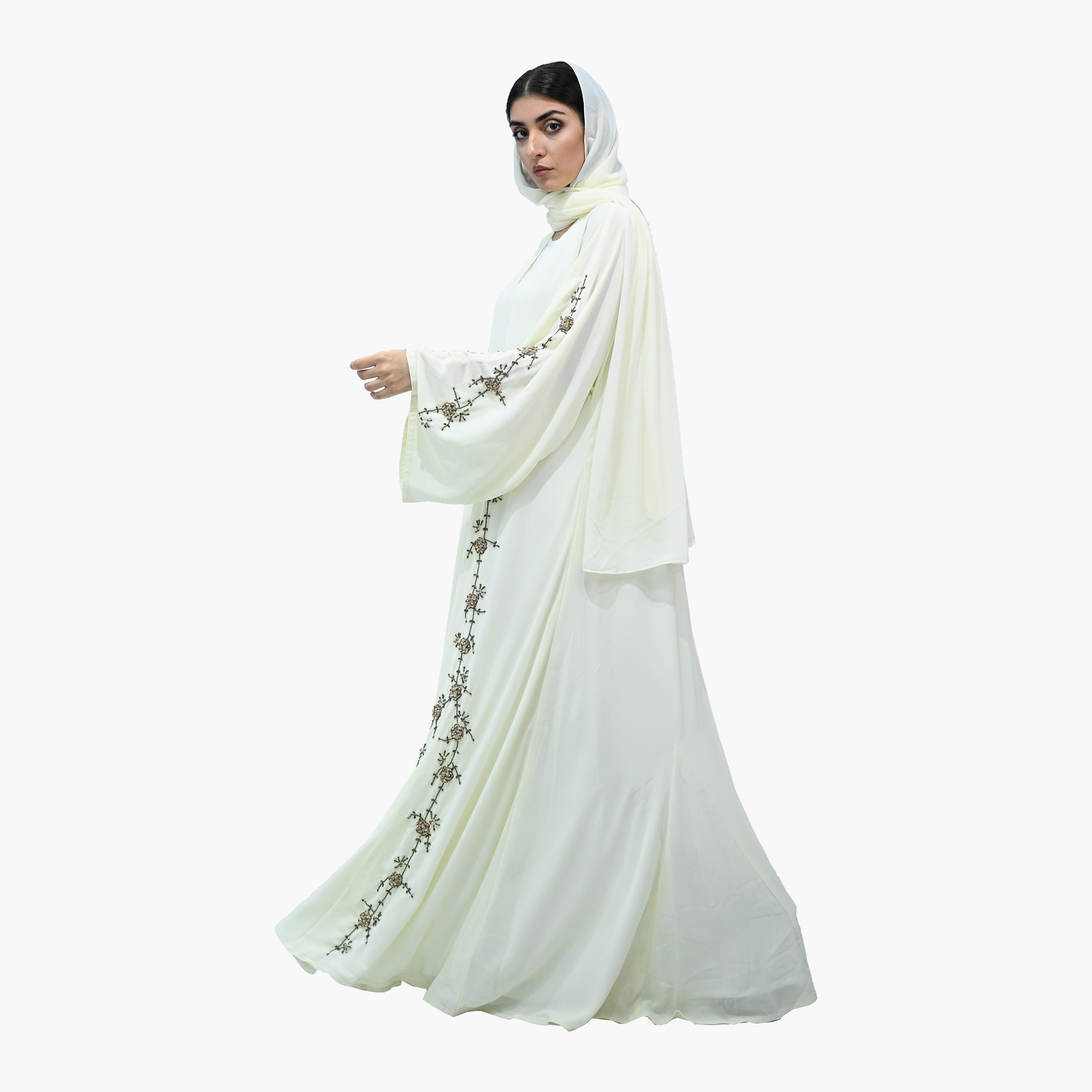 عباية نخبة كريمية بأكمام واسعة وألواح جوديت مطرزة بالخرز والترتر تأتي مع الحجاب-women-arabicclothing-abayas-image-4