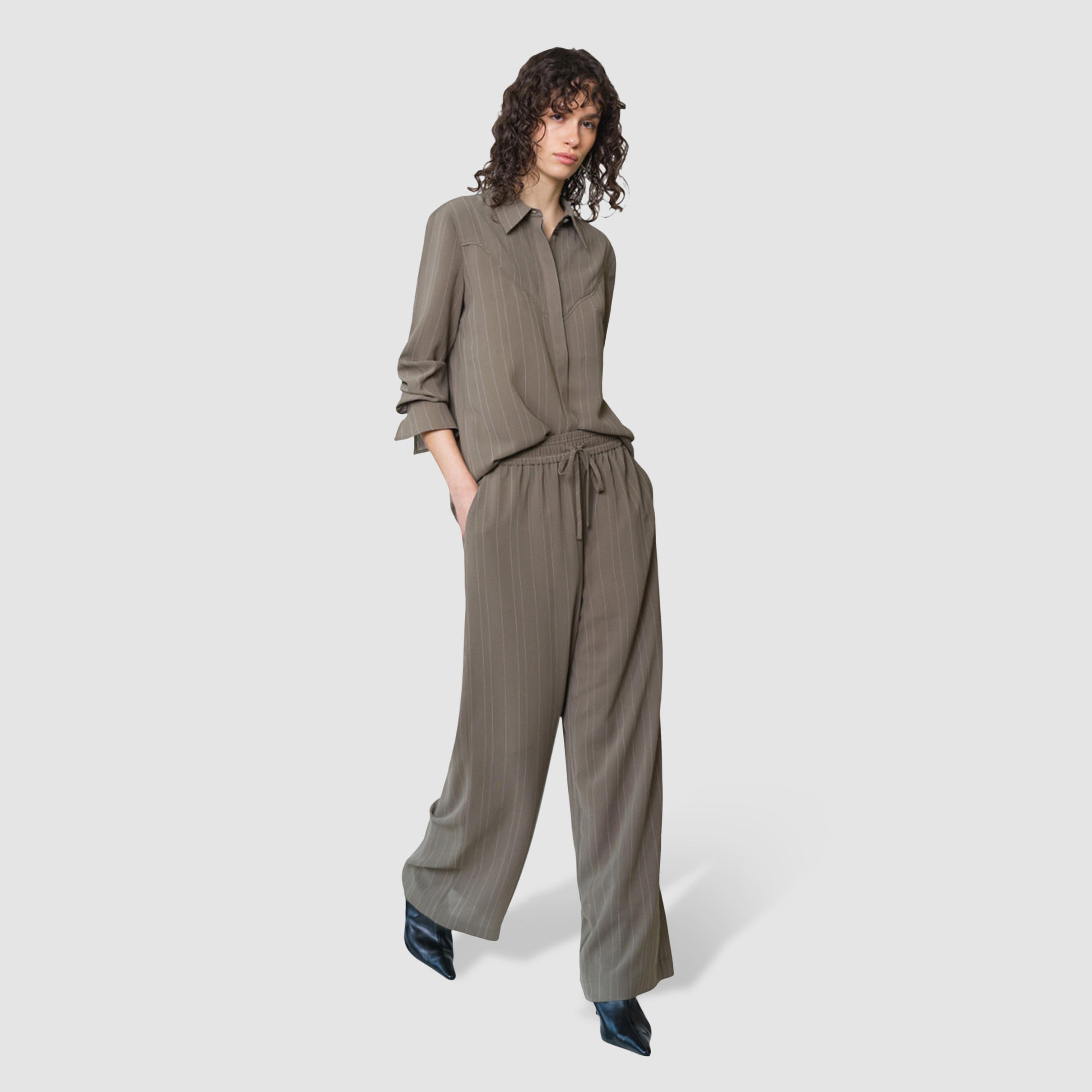 قميص نسائي بياقة ومخطط لون أخضر من فرينش كونكشن-women-clothing-shirtsandblouses-shirts-image-2