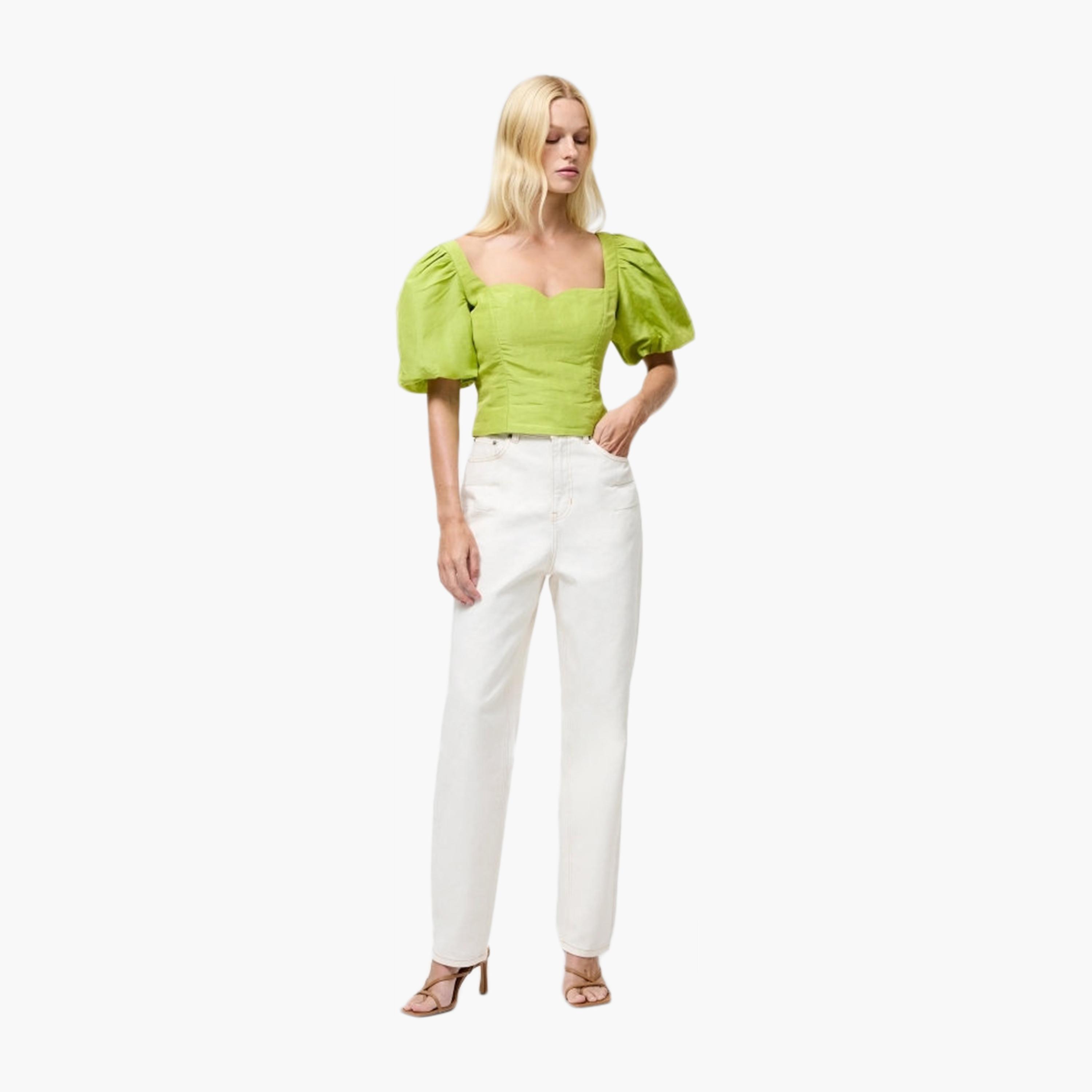 بلوزة نسائية خضراء بياقة على شكل قلب وأكمام منفوخة من فرينش كونيكشن-women-clothing-shirtsandblouses-blouses-image-2