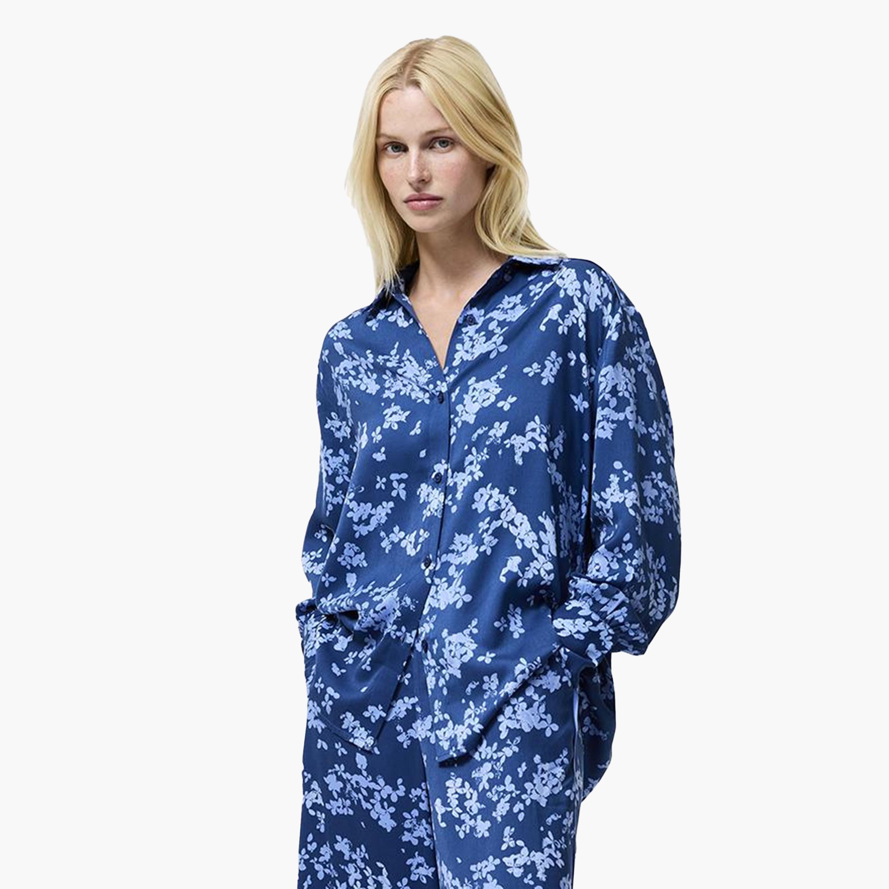 قميص حريمي بياقة وطبعة زهور باللون الأزرق من فرينش كونكشن-women-clothing-shirtsandblouses-shirts-image-1