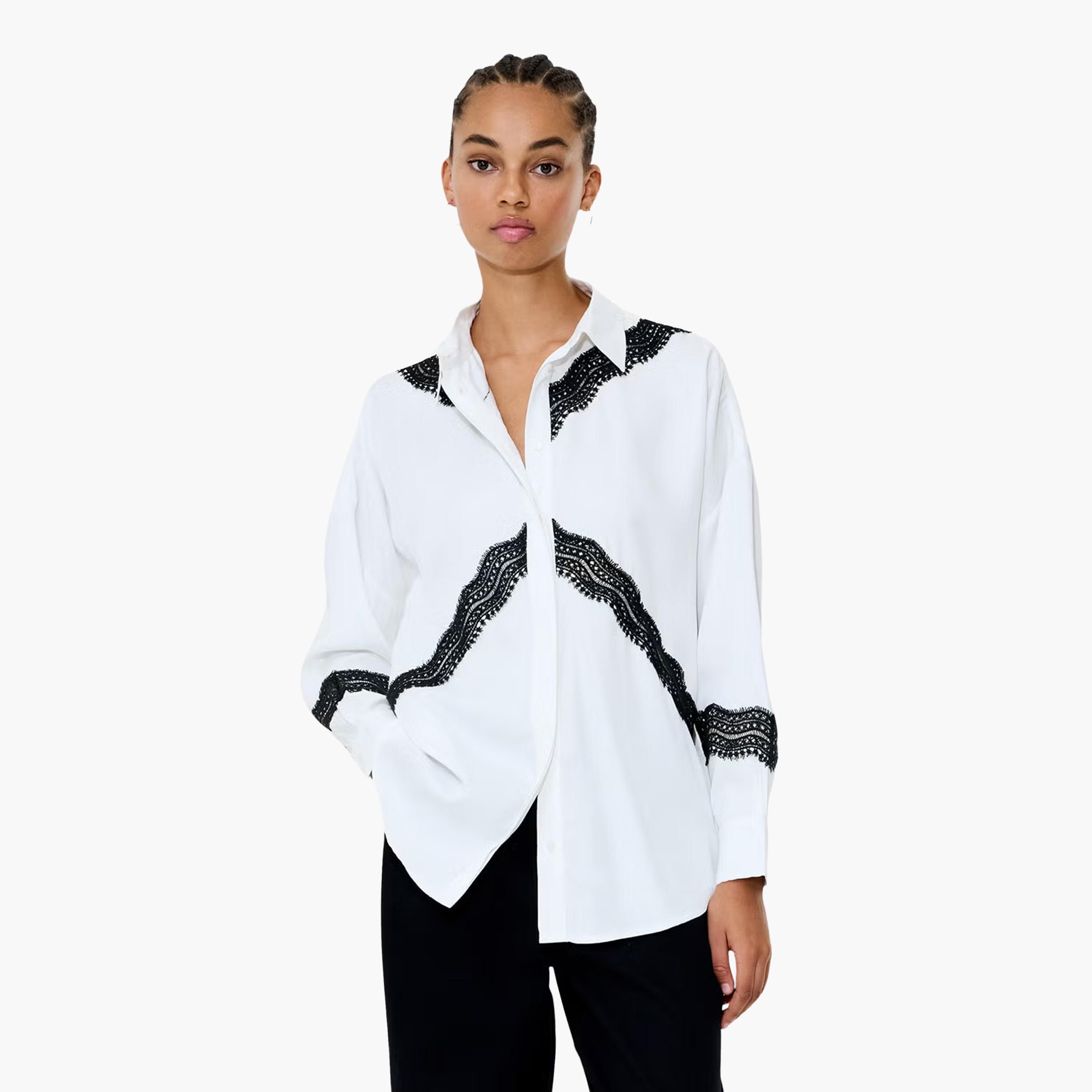 قميص حريمي بأكتاف ساقطة وياقة ومزين بالدانتيل باللون الأبيض من فرينش كونكشن-women-clothing-shirtsandblouses-shirts-image-1