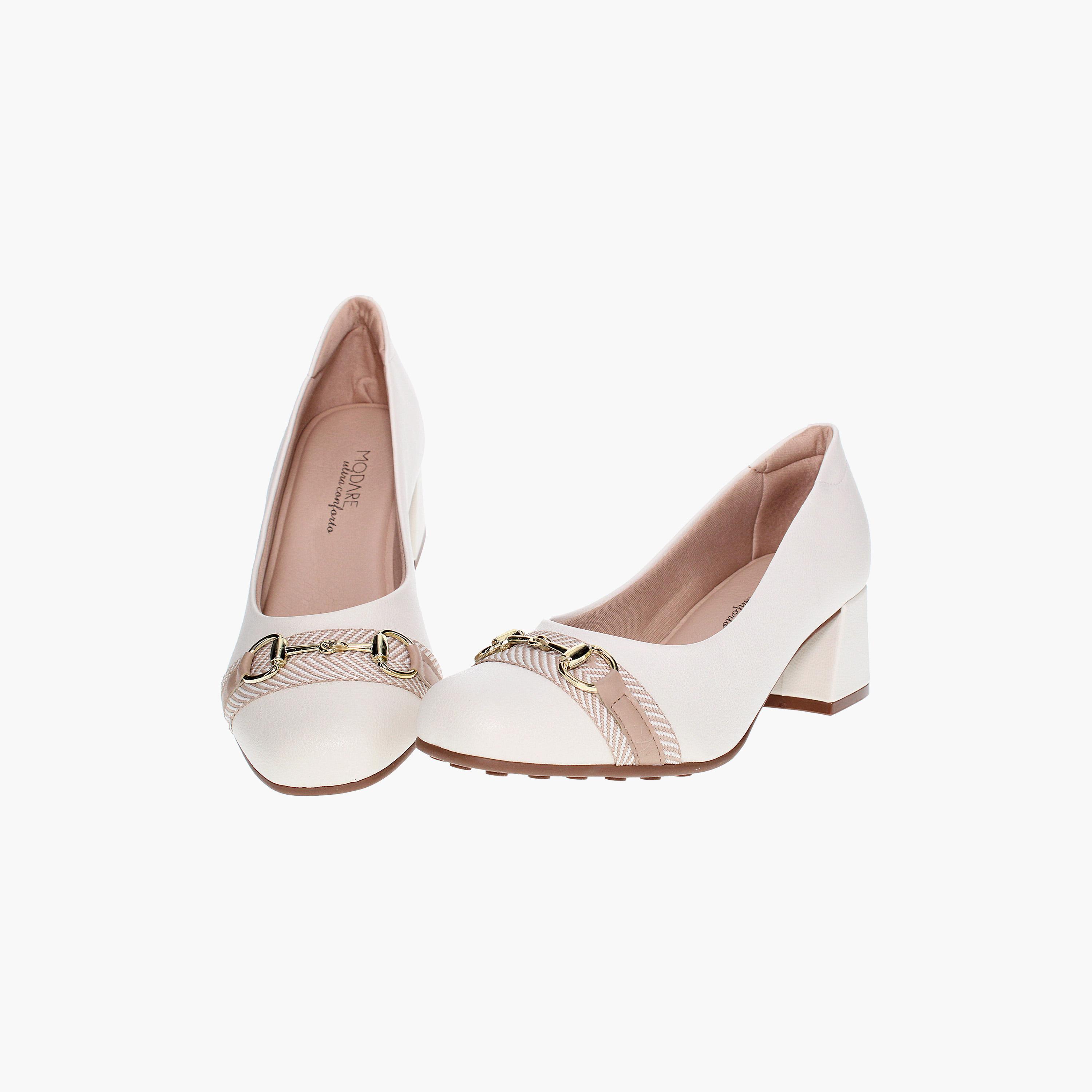 حذاء بمبز نسائي بكعب بلوك من موداري مع مزين بإبزيم | 7373-110-25786-women-shoes-heels-image-4