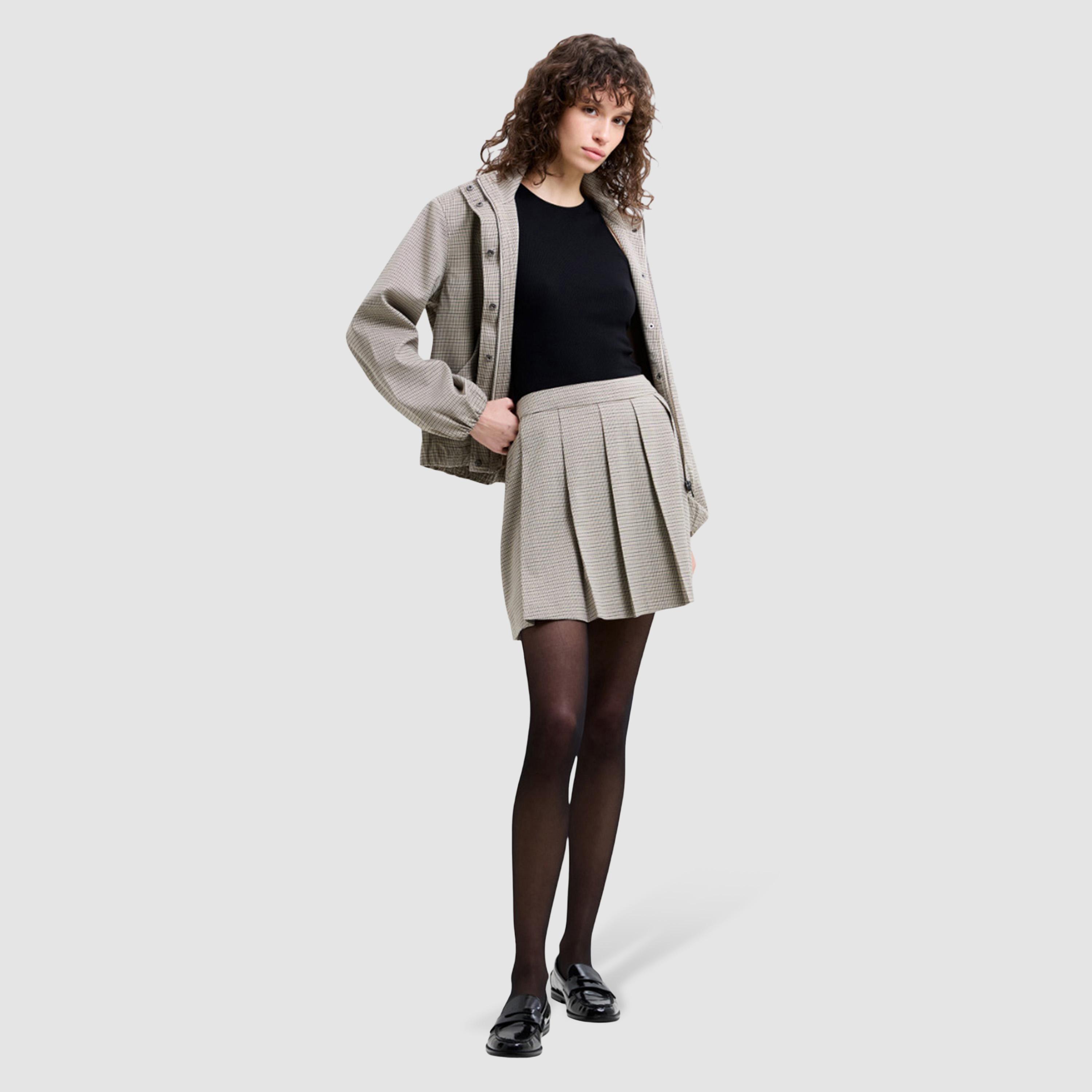 تنورة ميني نسائية بكسرات ونقشة مربعات دقيقة "ميكرو تشيكد" لون بيج من فرينش كونكشن-women-clothing-bottoms-skirts-image-2