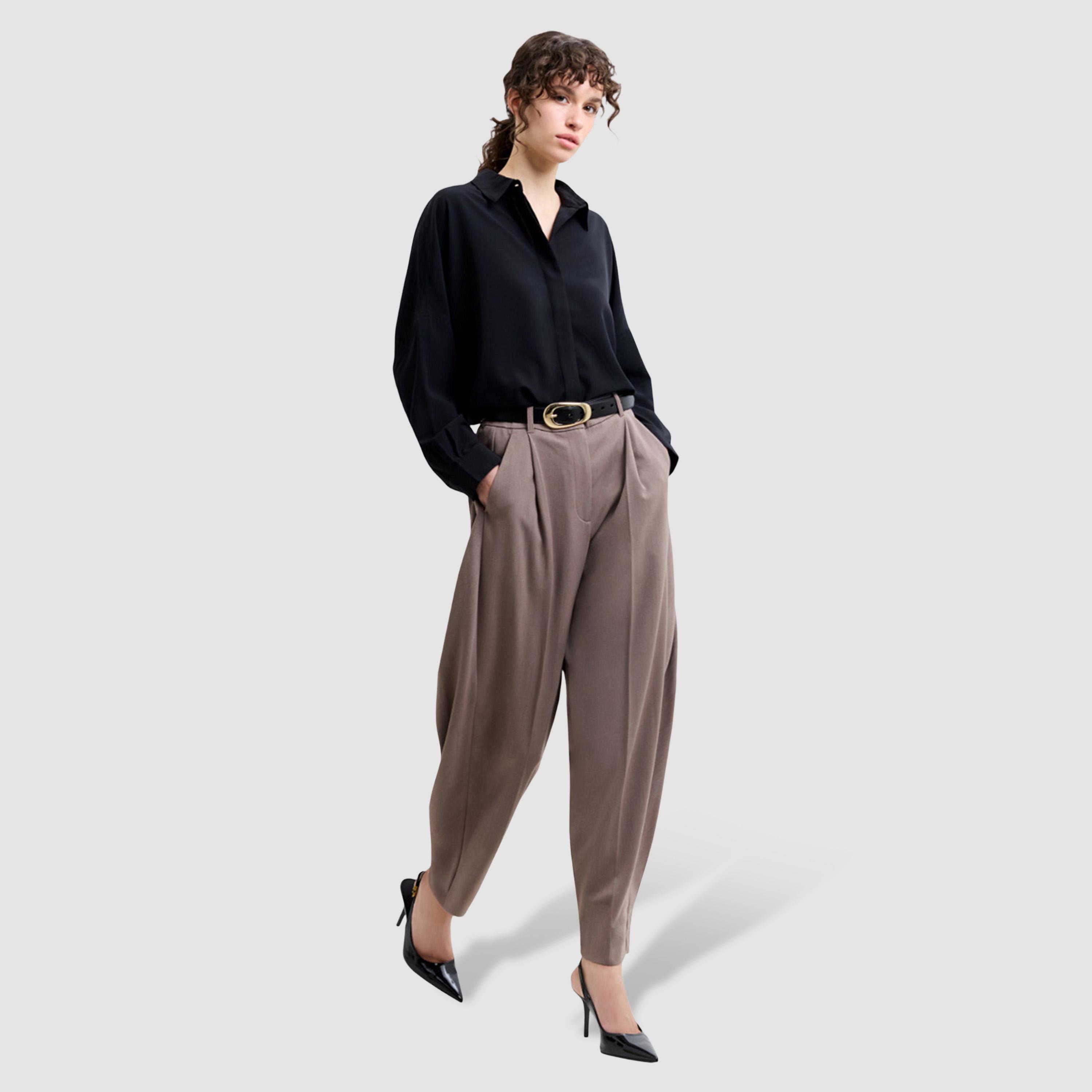 بنطلون نسائي قصة برميلية "باريل كت" لون بني من فرينش كونكشن-women-clothing-bottoms-trousers-image-2