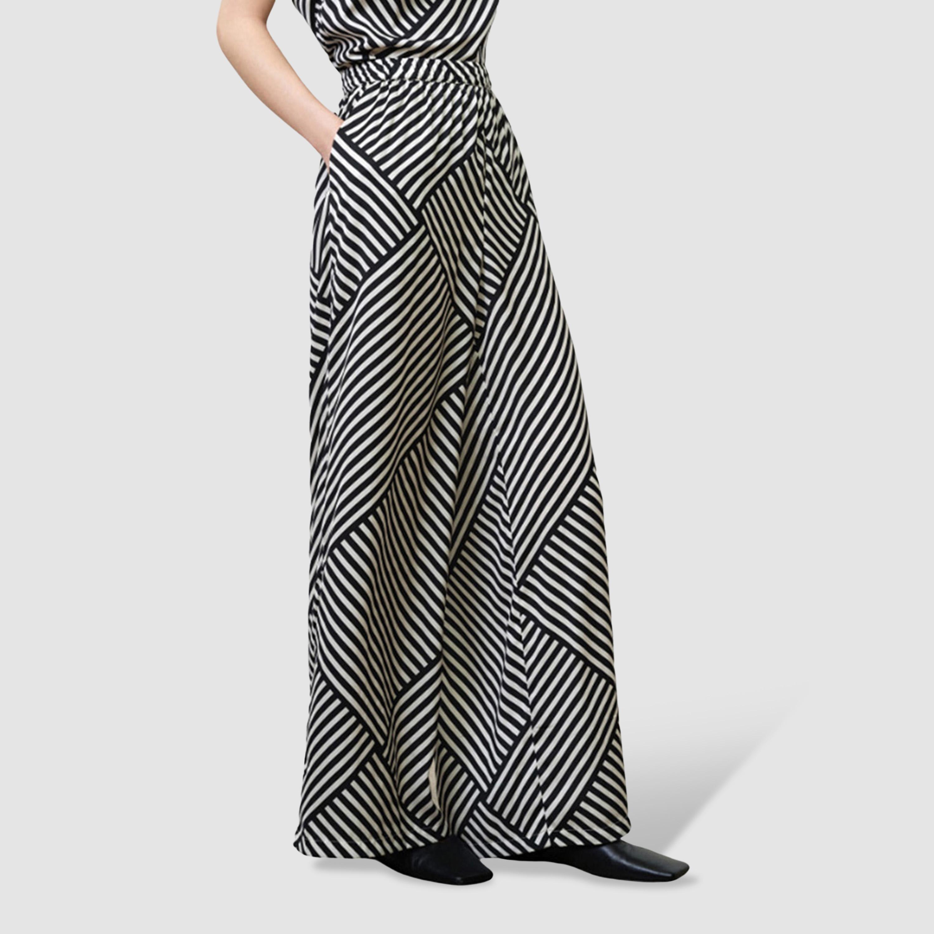 بنطلون نسائي أرجل واسعة ومخطط لون أسود من فرينش كونكشن-women-clothing-bottoms-trousers-image-3
