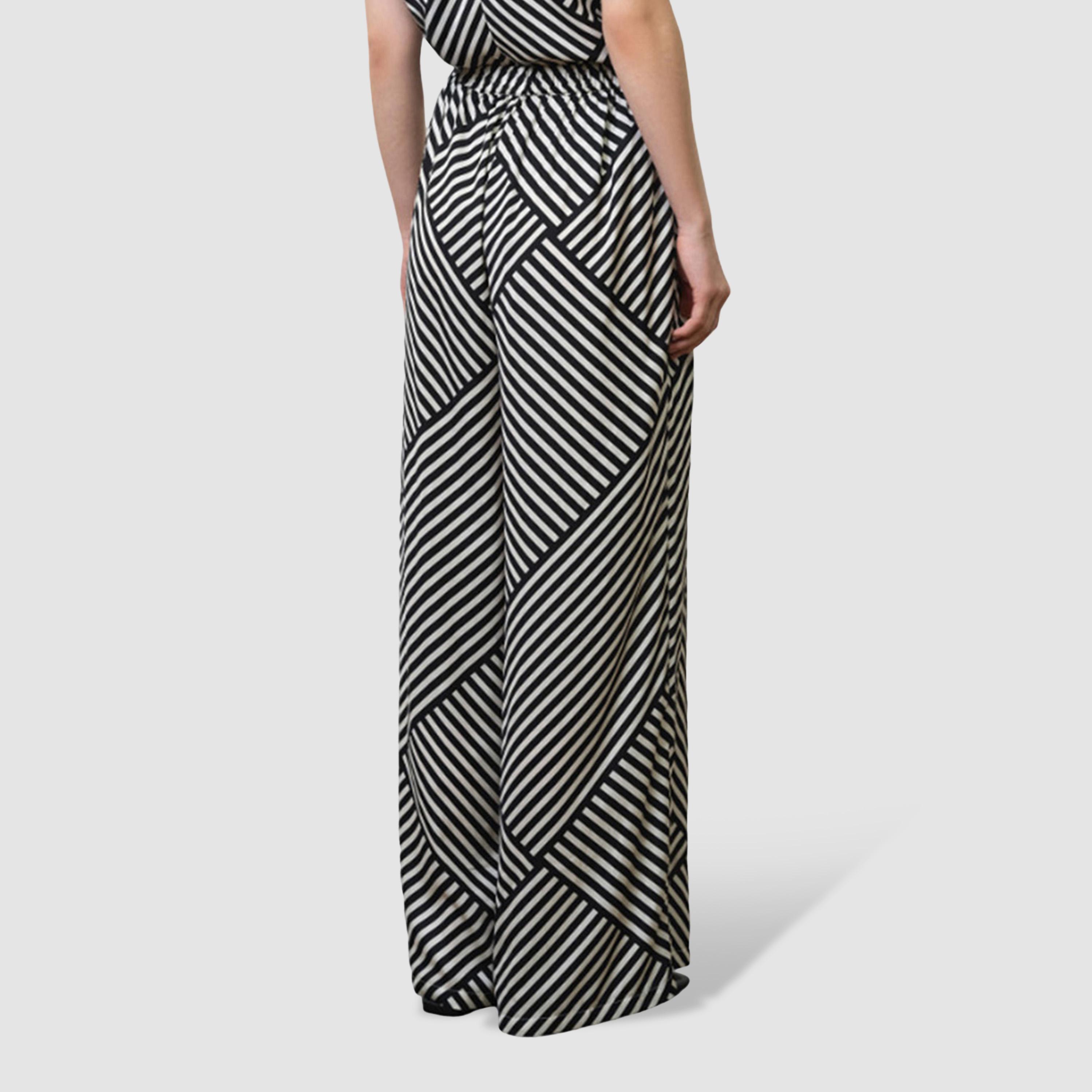 بنطلون نسائي أرجل واسعة ومخطط لون أسود من فرينش كونكشن-women-clothing-bottoms-trousers-image-4