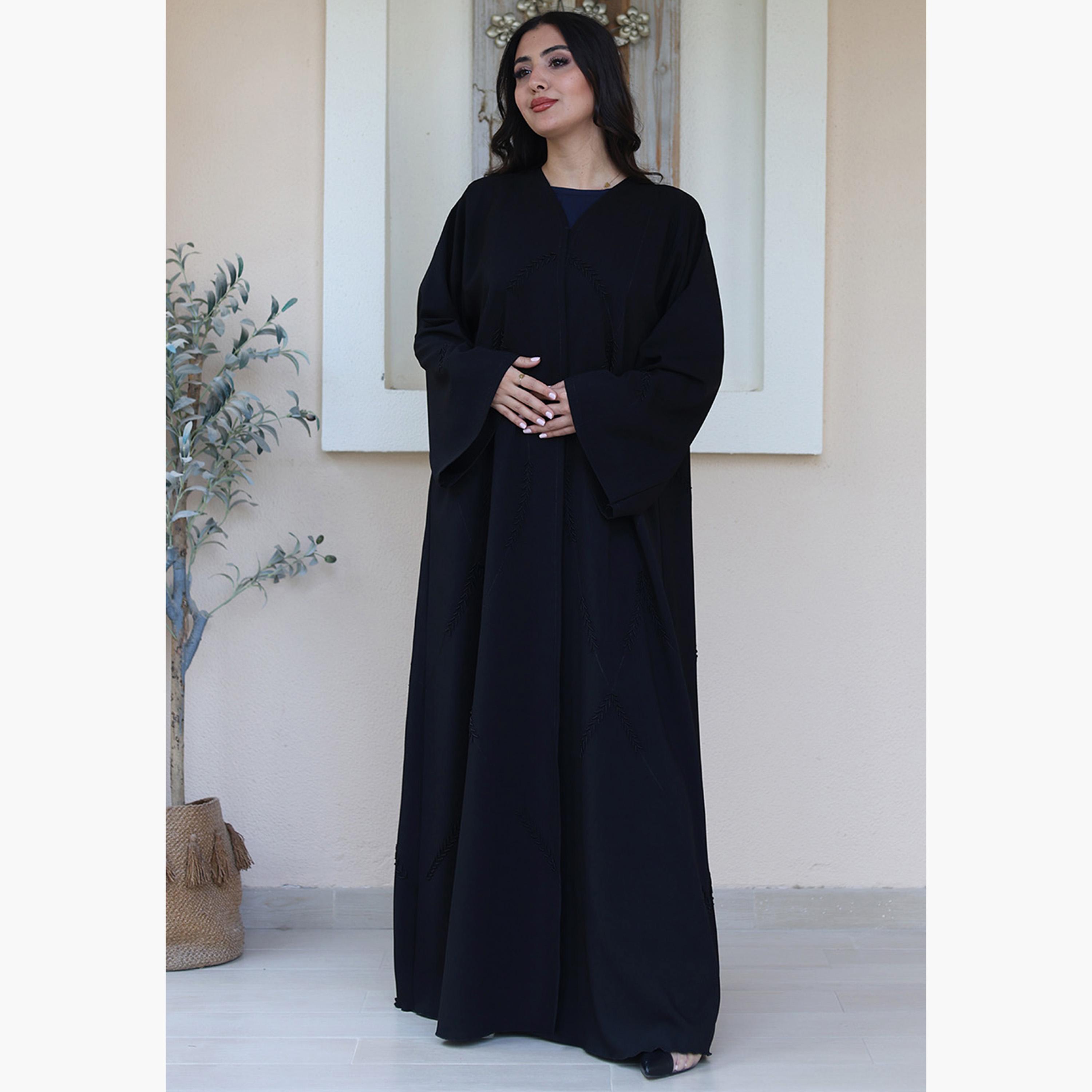عباءة نسائية سوداء مطرزة بالخرز من قماش نيدا بأكمام عريضة من نُخبة-women-arabicclothing-abayas-image-1