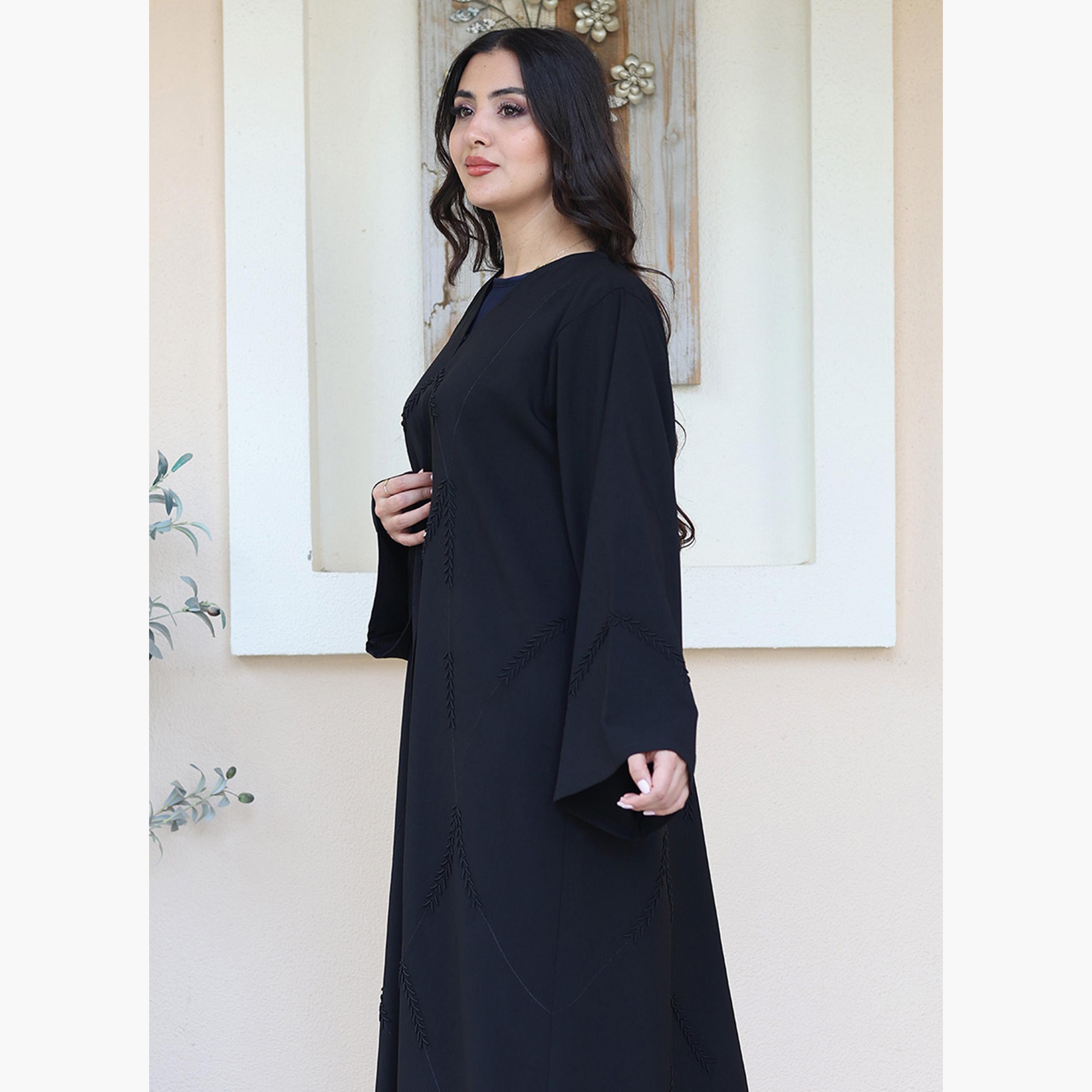 عباءة نسائية سوداء مطرزة بالخرز من قماش نيدا بأكمام عريضة من نُخبة-women-arabicclothing-abayas-image-2