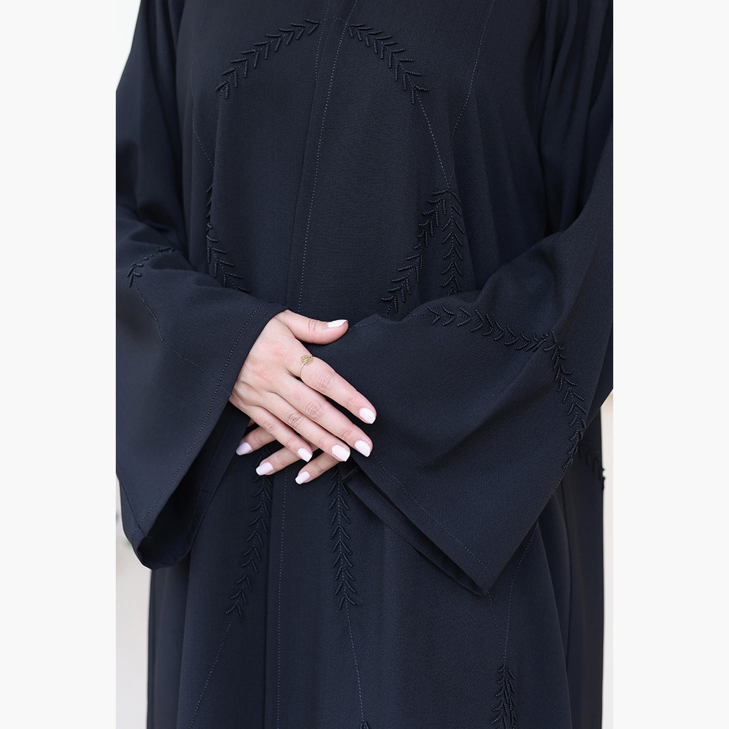 عباءة نسائية سوداء مطرزة بالخرز من قماش نيدا بأكمام عريضة من نُخبة-women-arabicclothing-abayas-image-3