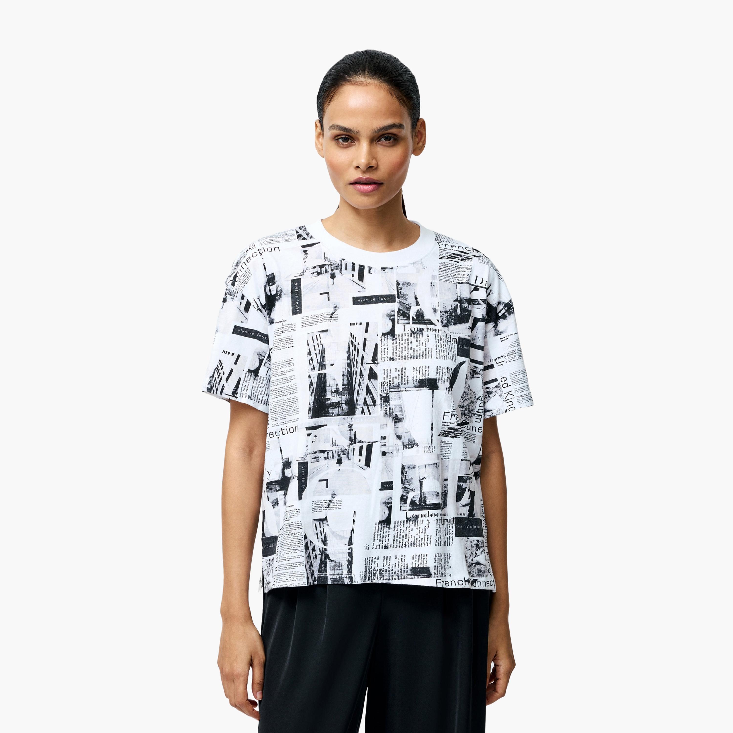 تيشيرت نسائي قطني أبيض مطبوع عليه شعار صحيفة من فرينش كونيكشن-women-clothing-tshirts-image-1