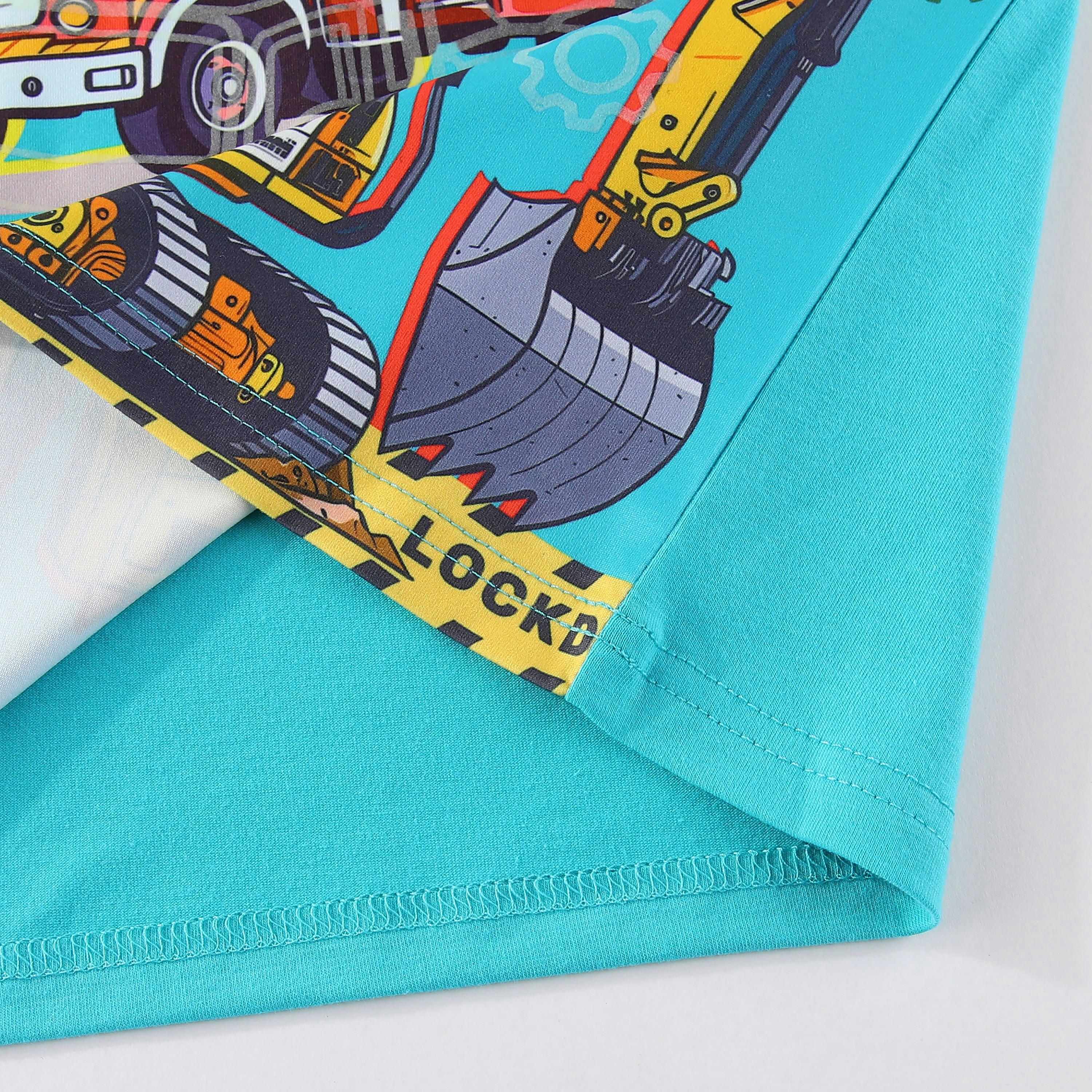 تي شيرت بطبعة مهمة إنقاذ شاحنة إطفاء متوهجة في الظلام مع بنطال ركض من بيبيكلو-boys-clothing-nightwear-image-4