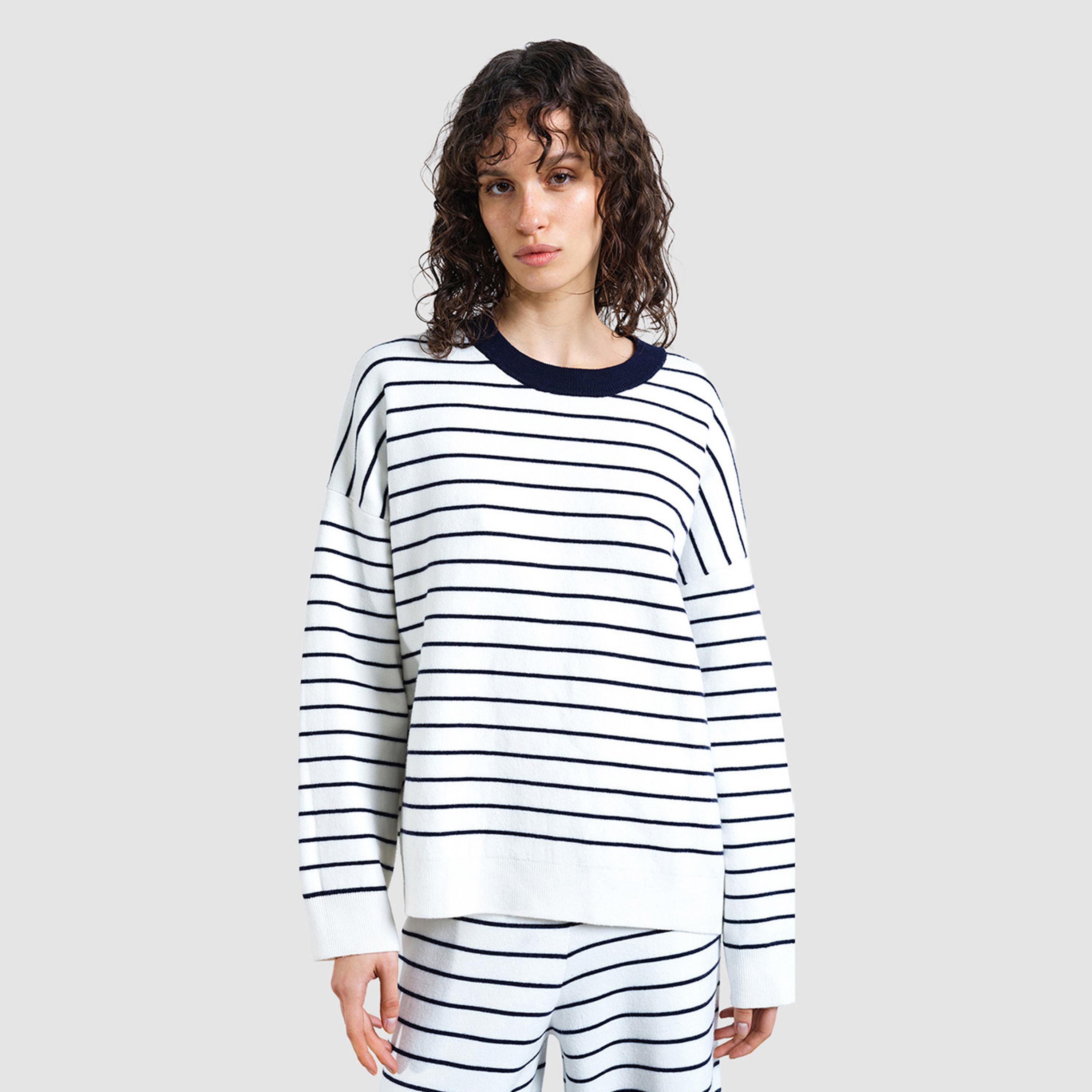 سويتر نسائي بأكمام منسدلة ومخطط لون أبيض من فرينش كونكشن-women-winterwear-cardigansandjumpers-jumpers-image-1