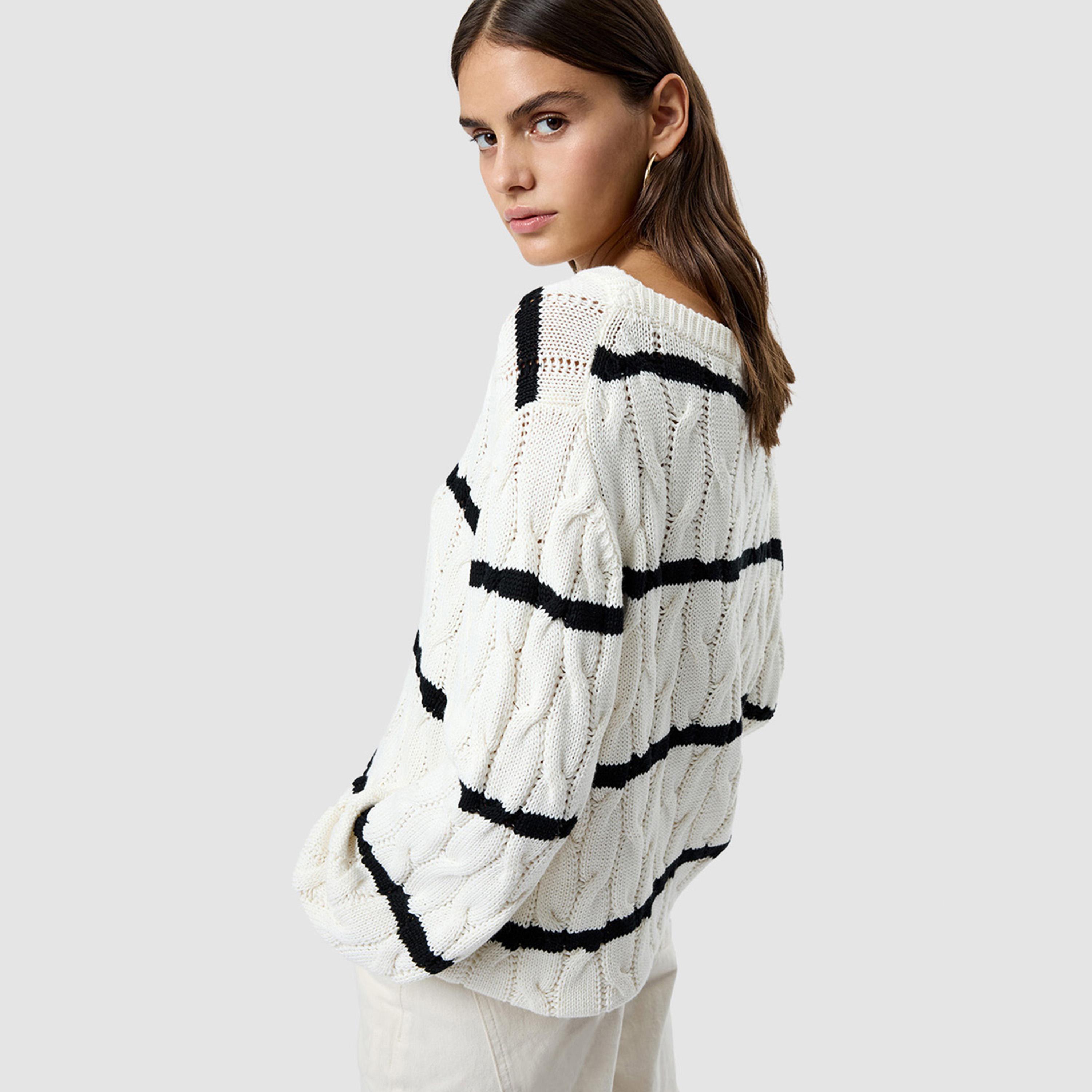 سويتر نسائي محبوك بضفائر "كيبل نت" قطن وأكمام منسدلة لون أبيض من فرينش كونكشن-women-winterwear-cardigansandjumpers-jumpers-image-5