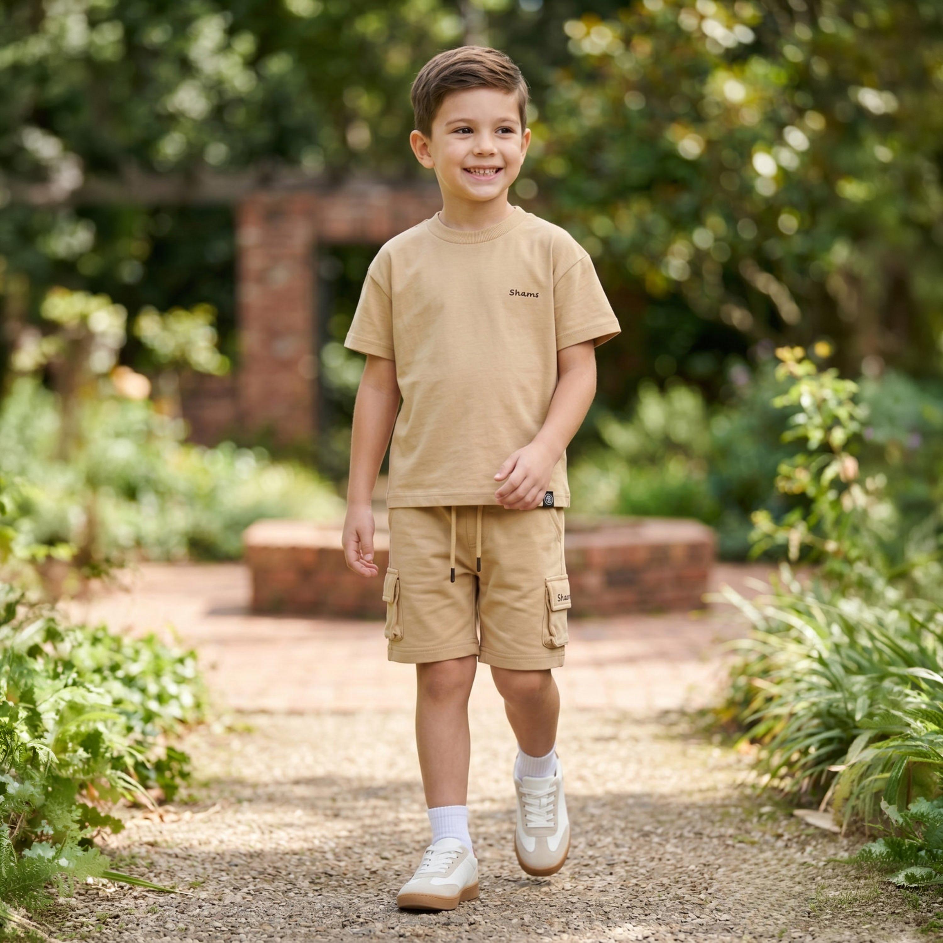 طقم تيشيرت بأكمام قصيرة وشورت كارغو من بيبيكلو-boys-clothing-setsandcoords-image-5