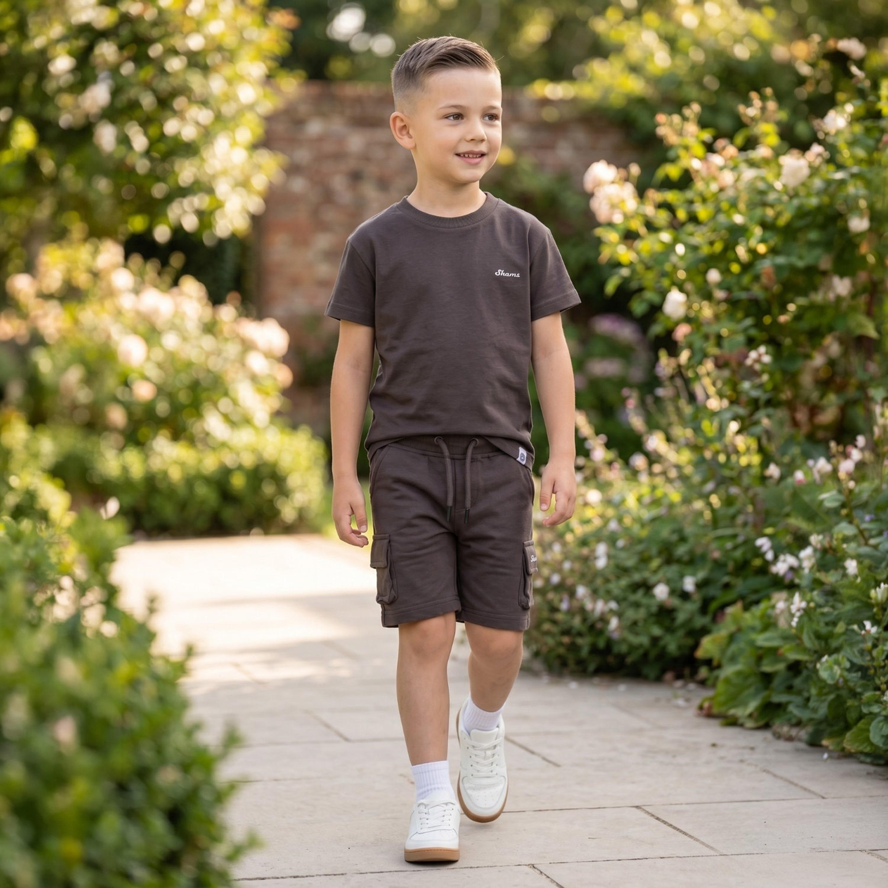 طقم تيشيرت بأكمام قصيرة وشورت كارغو من بيبيكلو-boys-clothing-setsandcoords-image-5