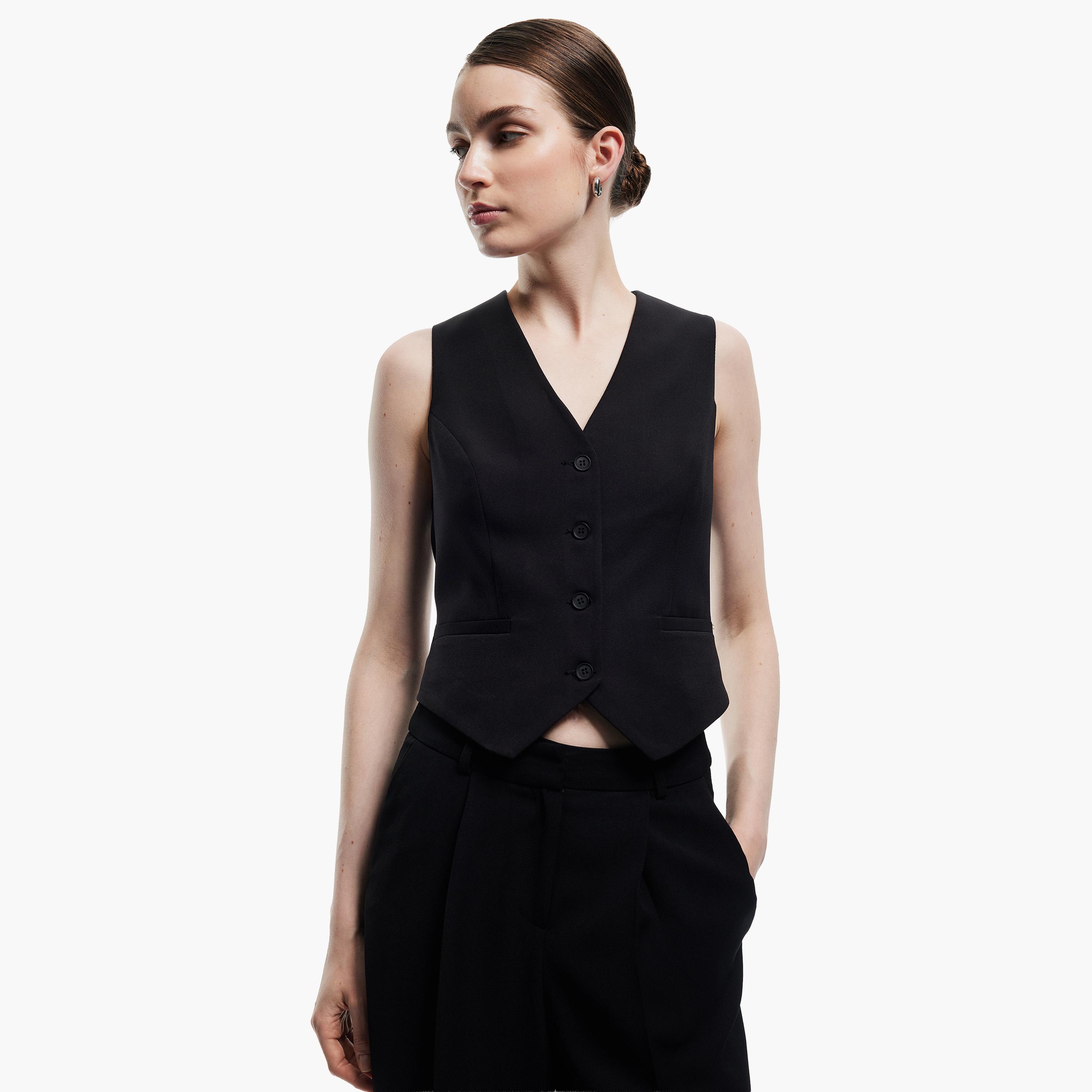 صدرية نسائية سوداء من كوتون-women-winterwear-coatsandjackets-waistcoats-image-1