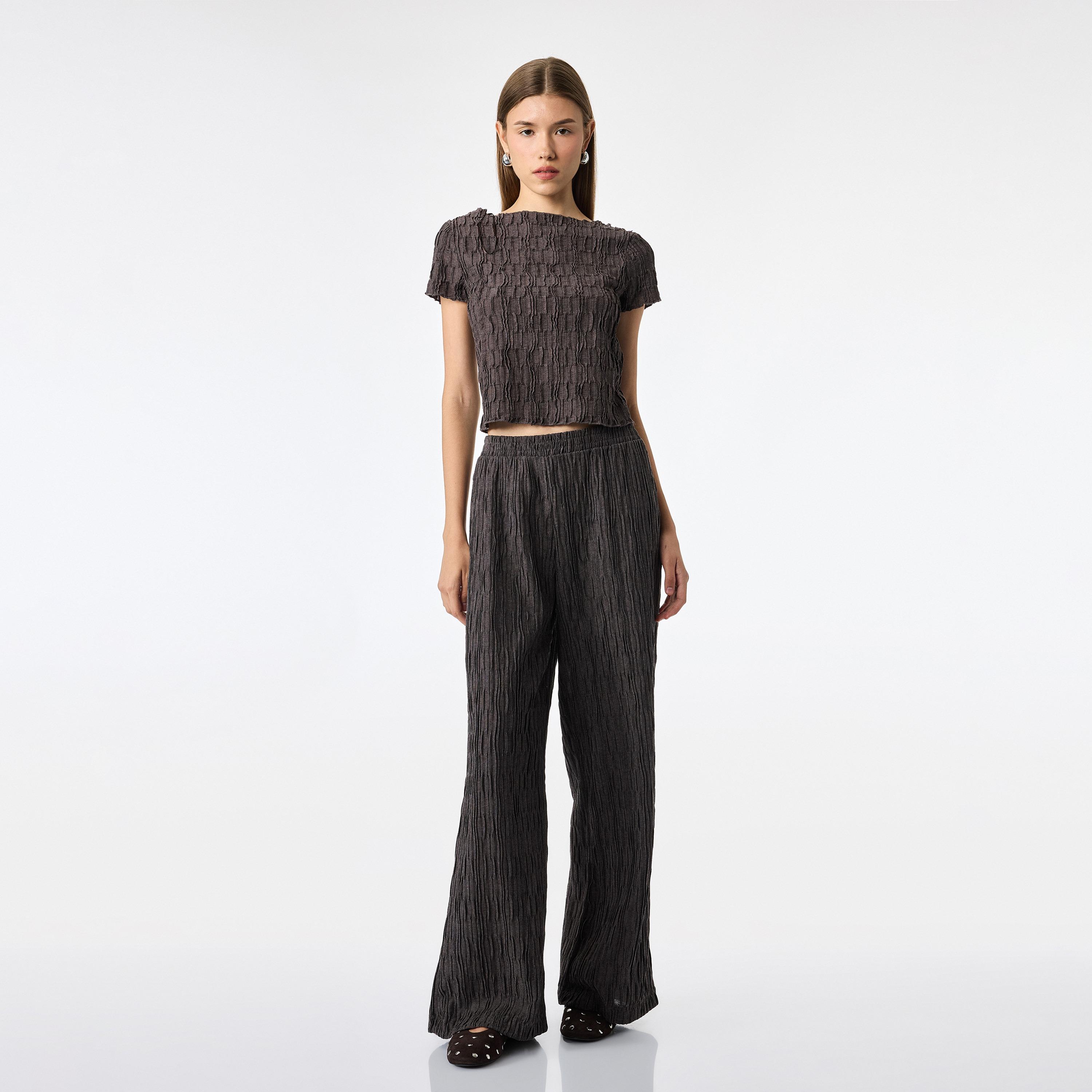 KOTON Crinkled Elasticated Wide Leg Women's Trousers-women-clothing-trousers-image-2
