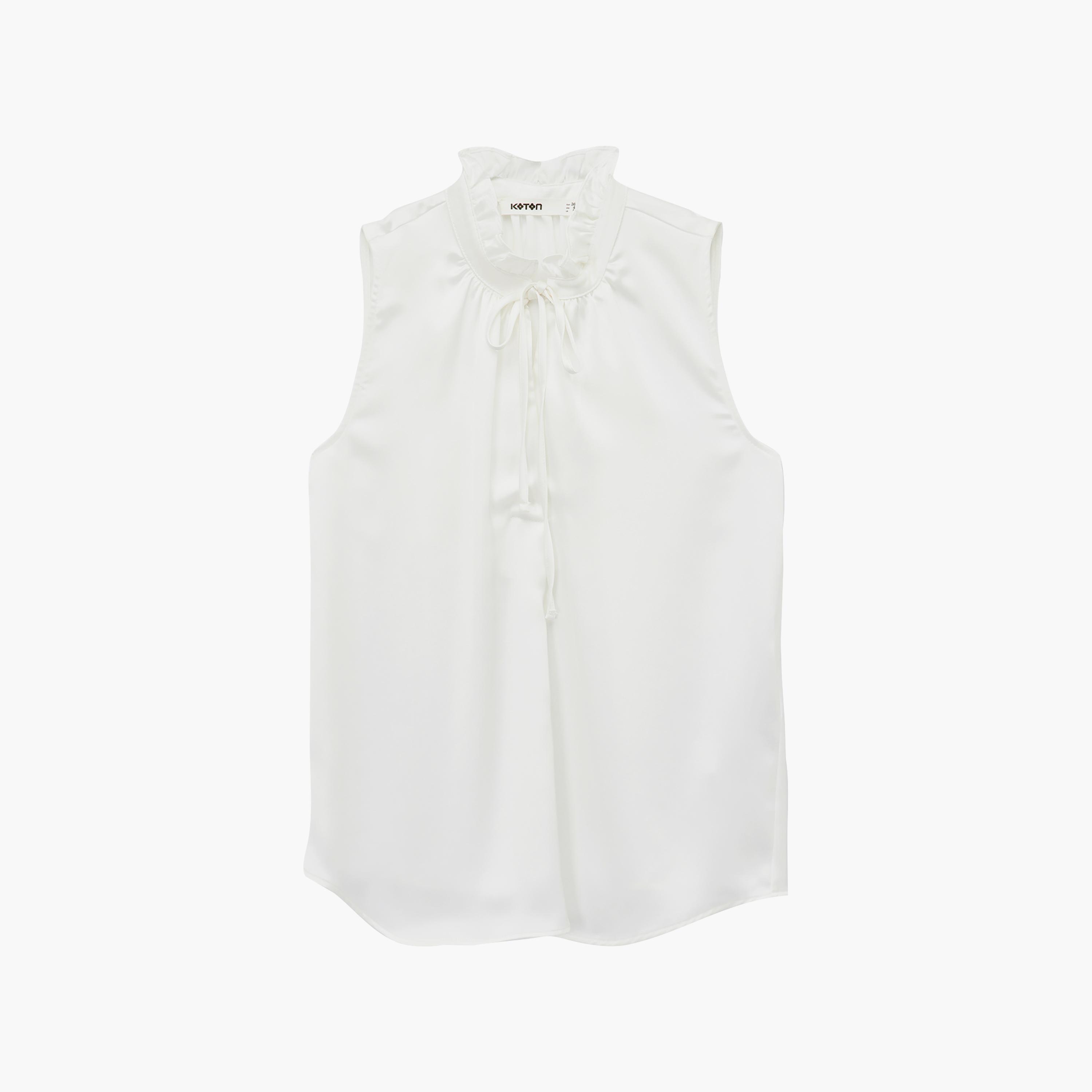 بلوزة بفتحة رقبة مكشكشة باللون الأبيض للنساء من كوتون-women-clothing-shirtsandblouses-blouses-image-3