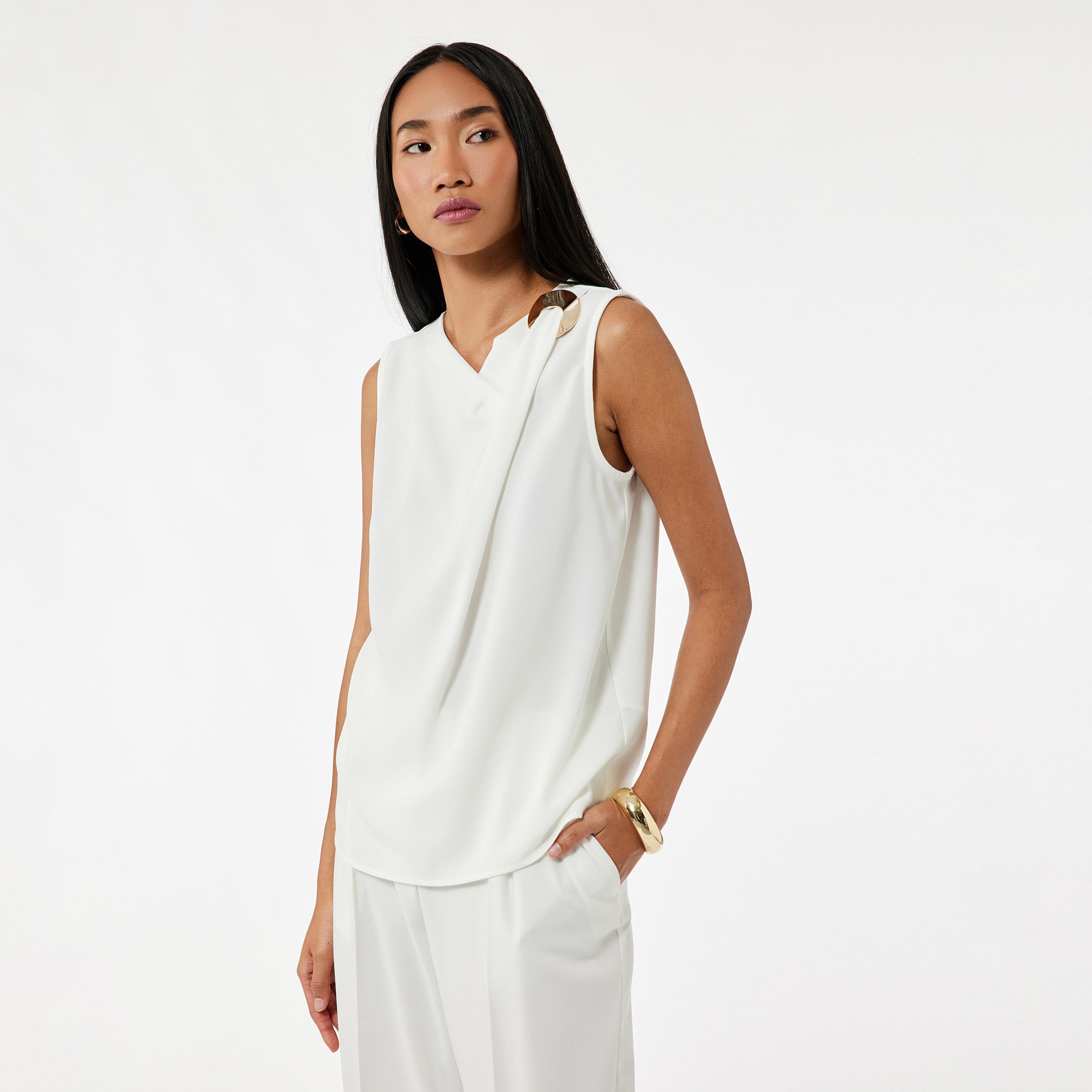 توب حريمي بفتحة رقبة منسدلة (كاول نك) باللون الأبيض من كوتون-women-clothing-shirtsandblouses-blouses-image-3