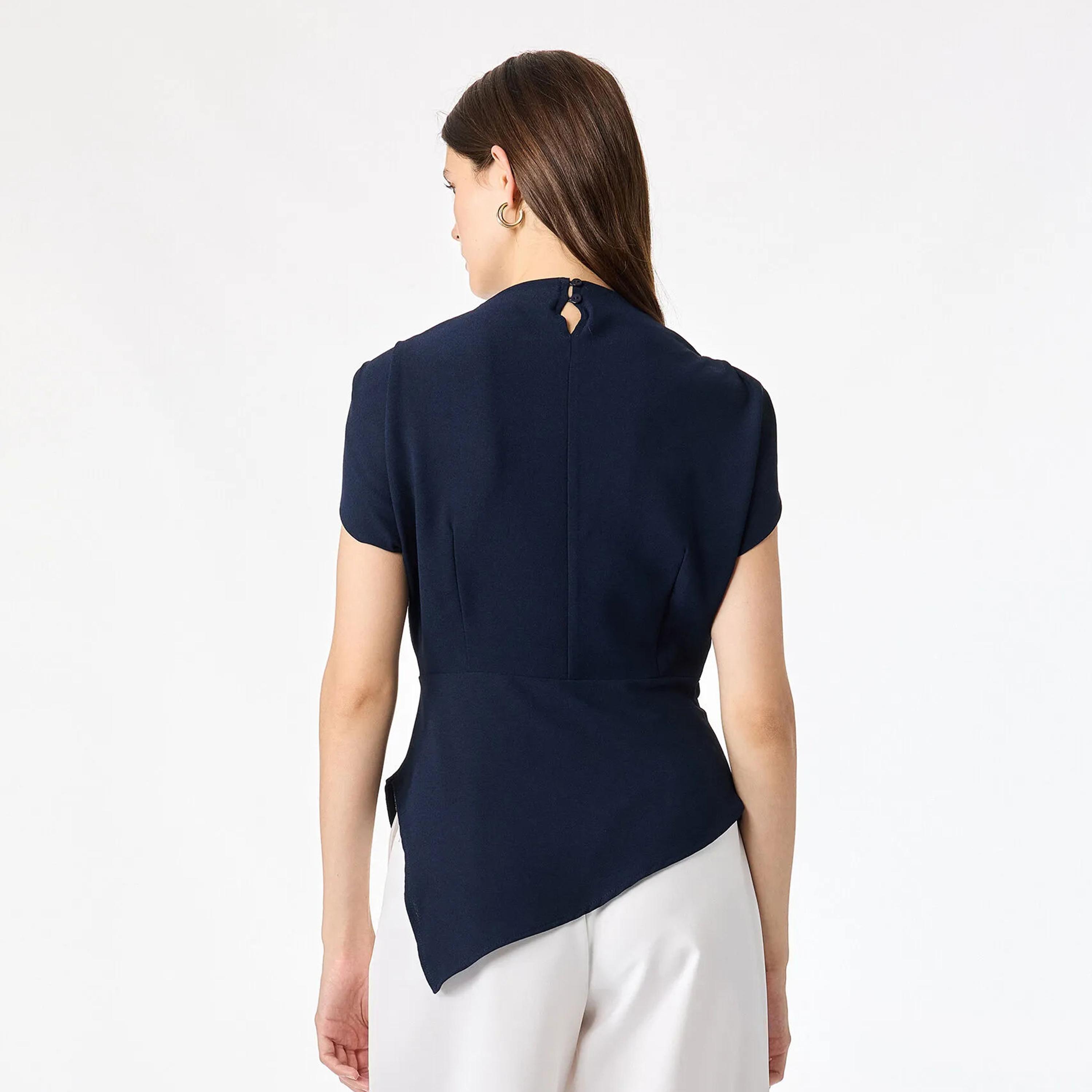 توب حريمي قماش قطن بفتحة رقبة كاول من كوتون-women-clothing-shirtsandblouses-blouses-image-4