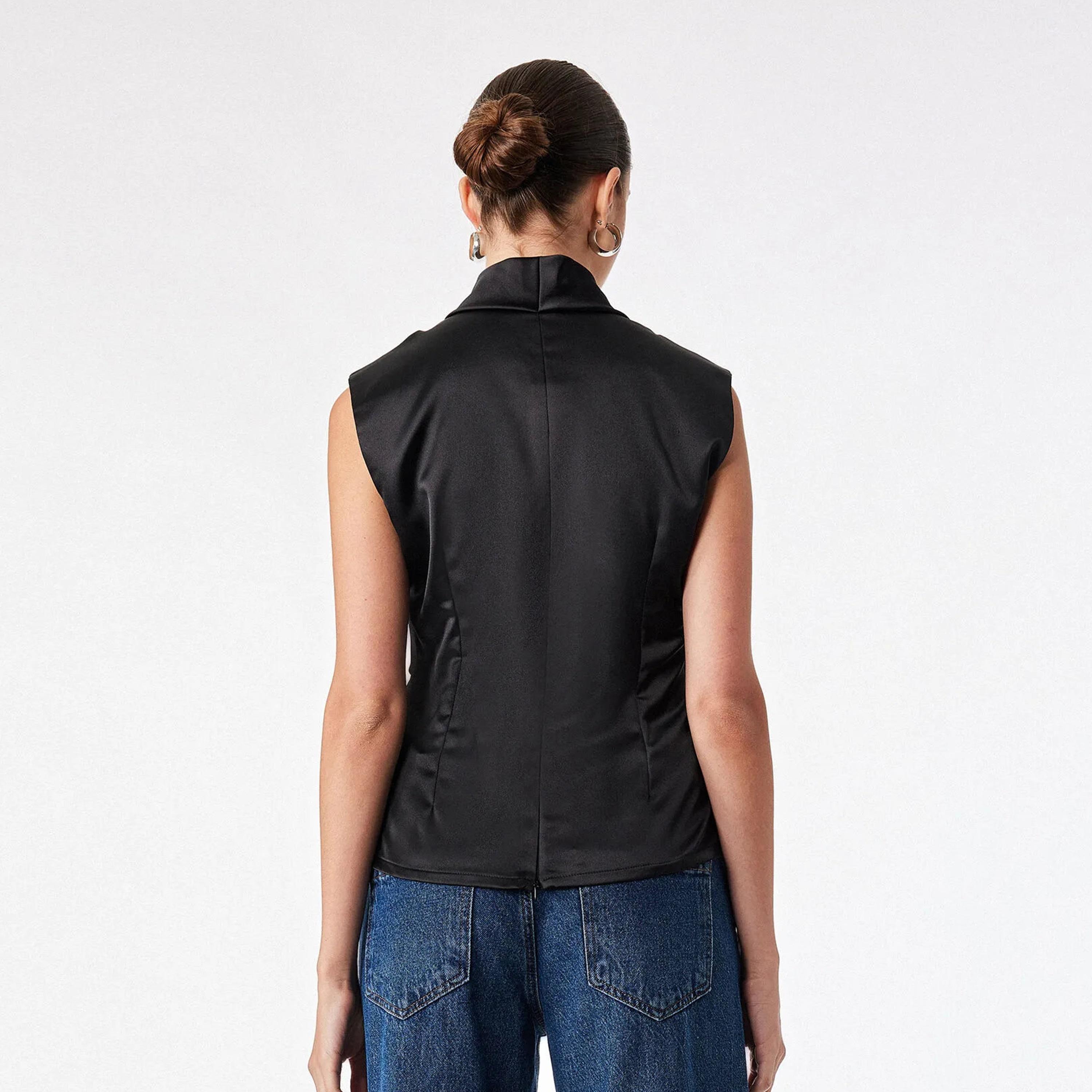 توب حريمي بتصميم ملفوف من قماش القطن من كوتون-women-clothing-shirtsandblouses-blouses-image-4