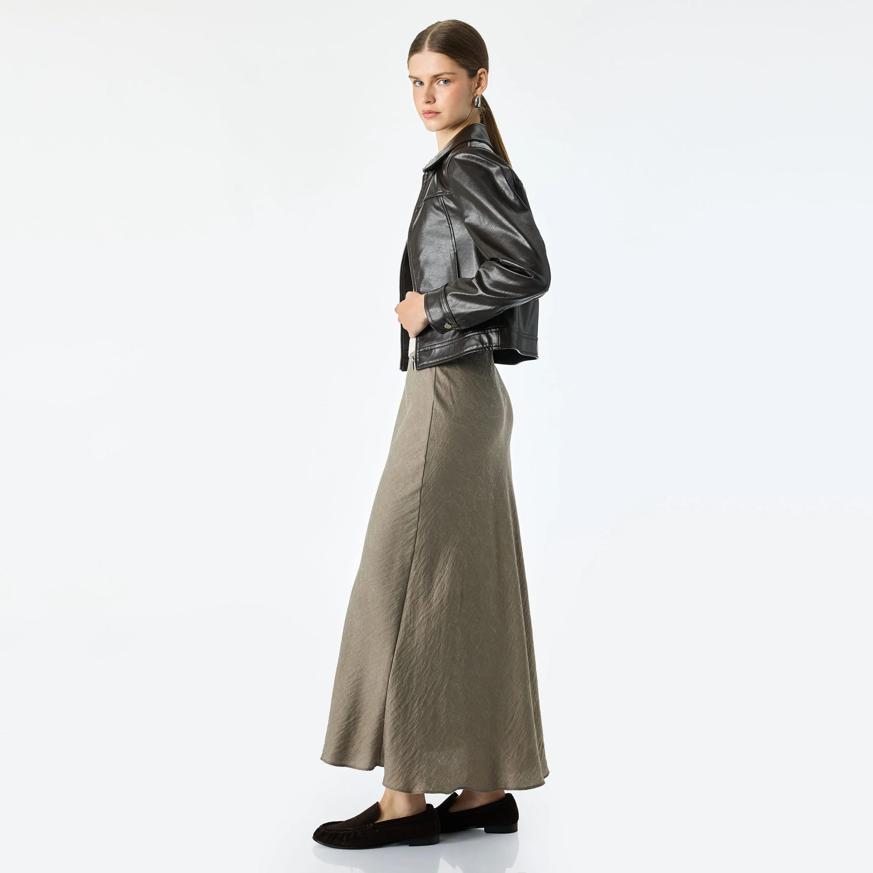 KOTON Brown Textured Bias-Cut Women's Maxi Skirt-women-clothing-skirts-image-2