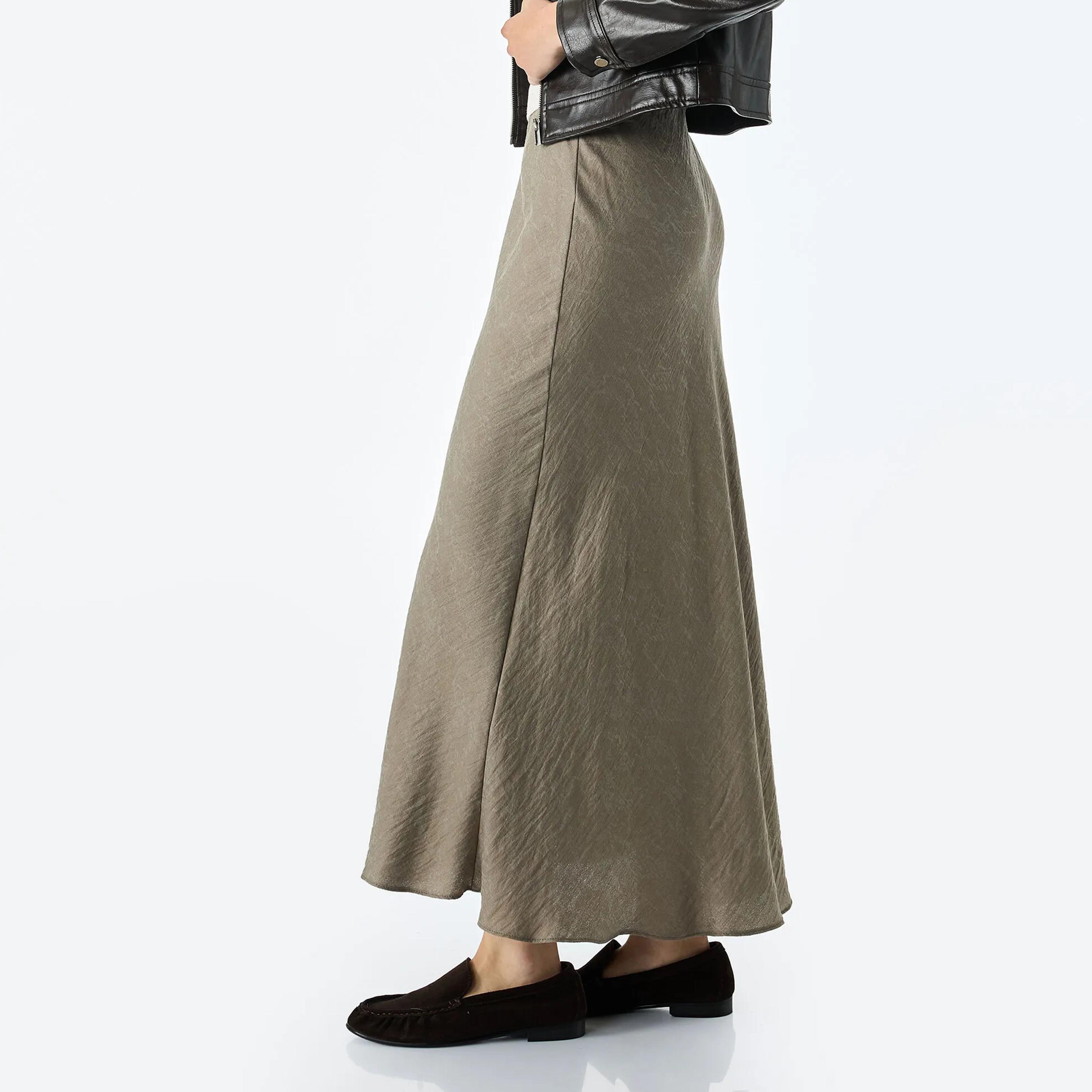 KOTON Brown Textured Bias-Cut Women's Maxi Skirt-women-clothing-skirts-image-3