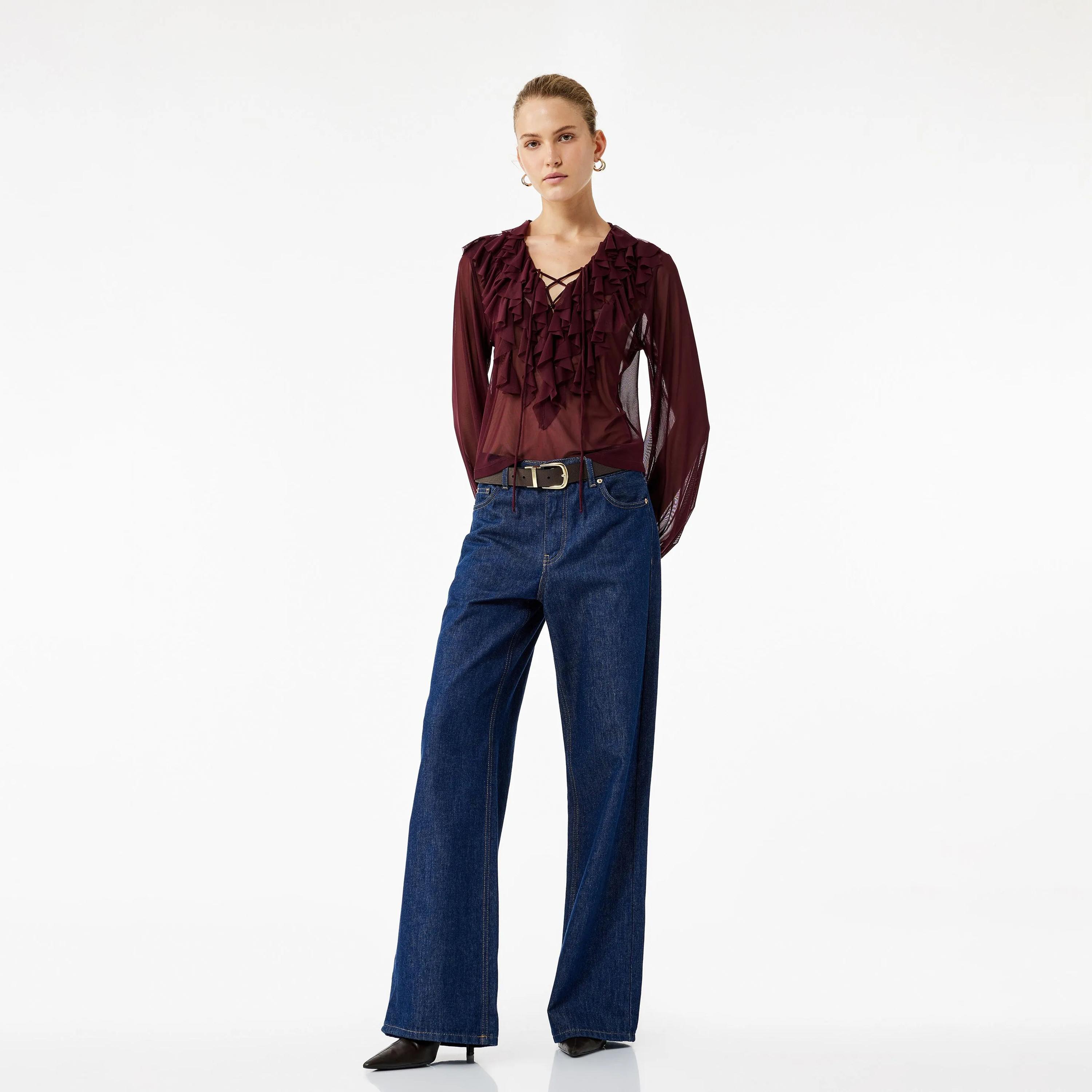 توب حريمي بني بكشكشة ورقبة برباط وأكمام بالون من كوتون-women-clothing-shirtsandblouses-blouses-image-8