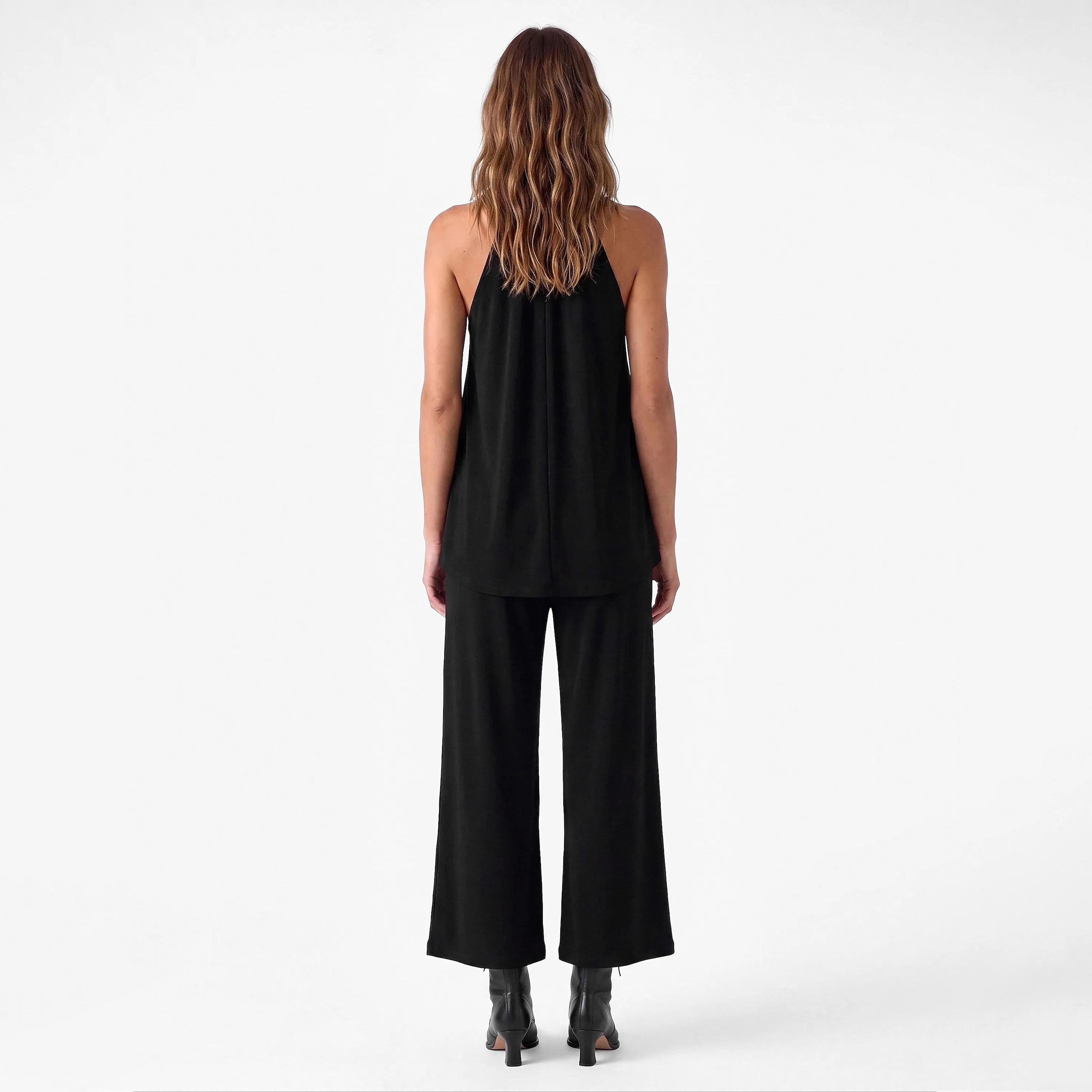 جمبسوت حريمي قطن أسود برقبة هالتر من كوتون-women-clothing-jumpsuits-image-3