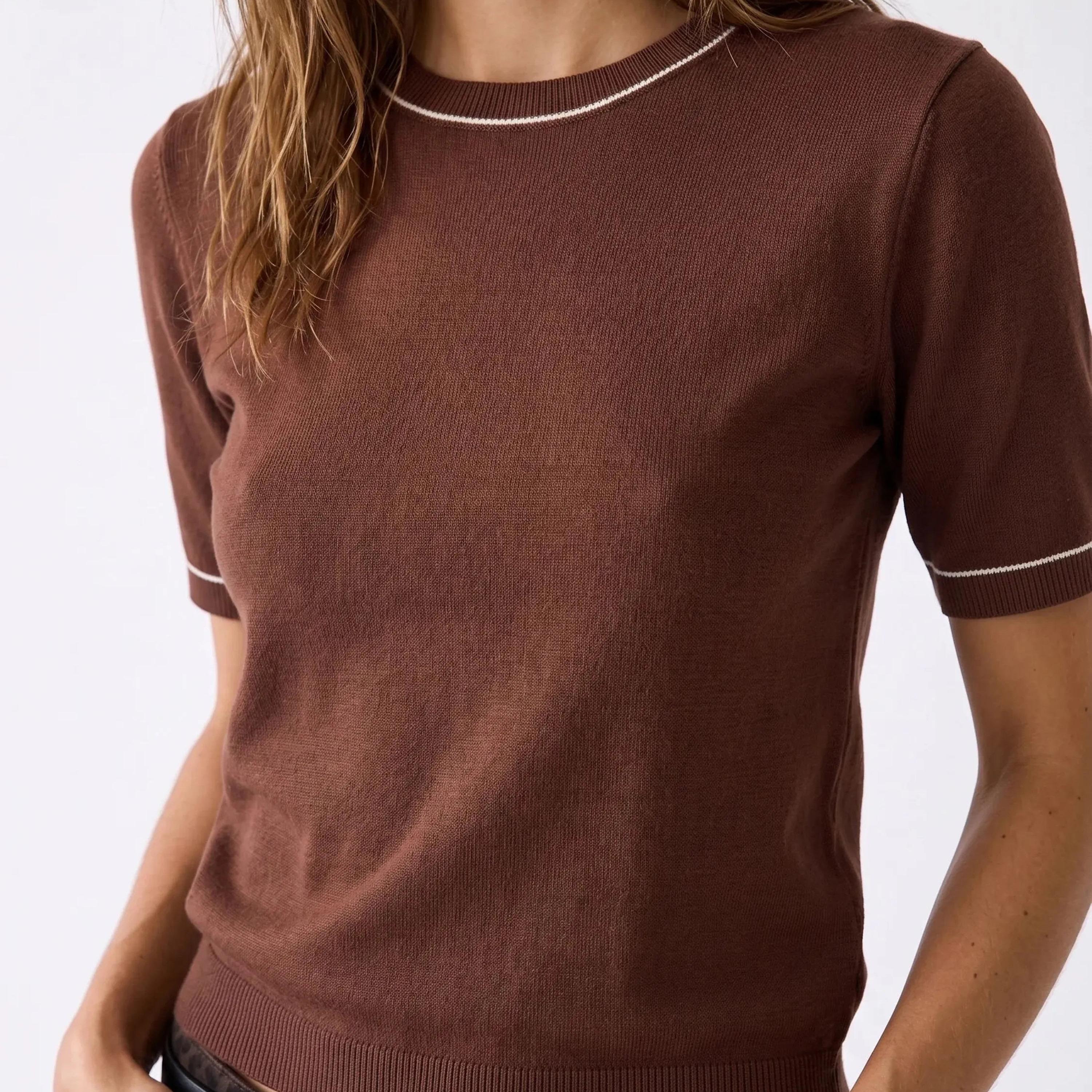 بلوفر حريمي بحواف متباينة من كوتون-women-winterwear-cardigansandjumpers-jumpers-image-9