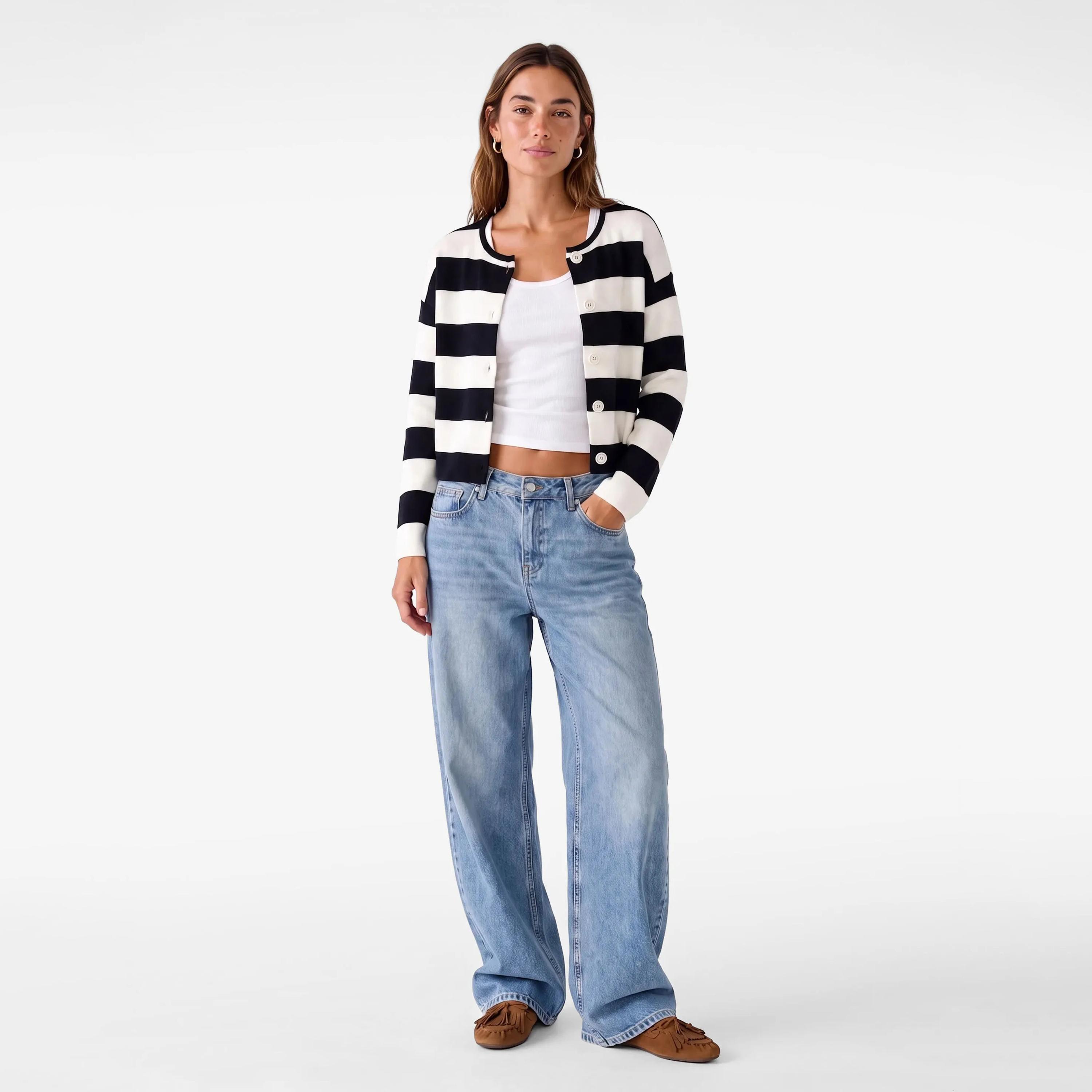 كارديجان حريمي مخطط باللون الكحلي بأكمام منسدلة من كوتون-women-winterwear-cardigansandjumpers-cardigans-image-2