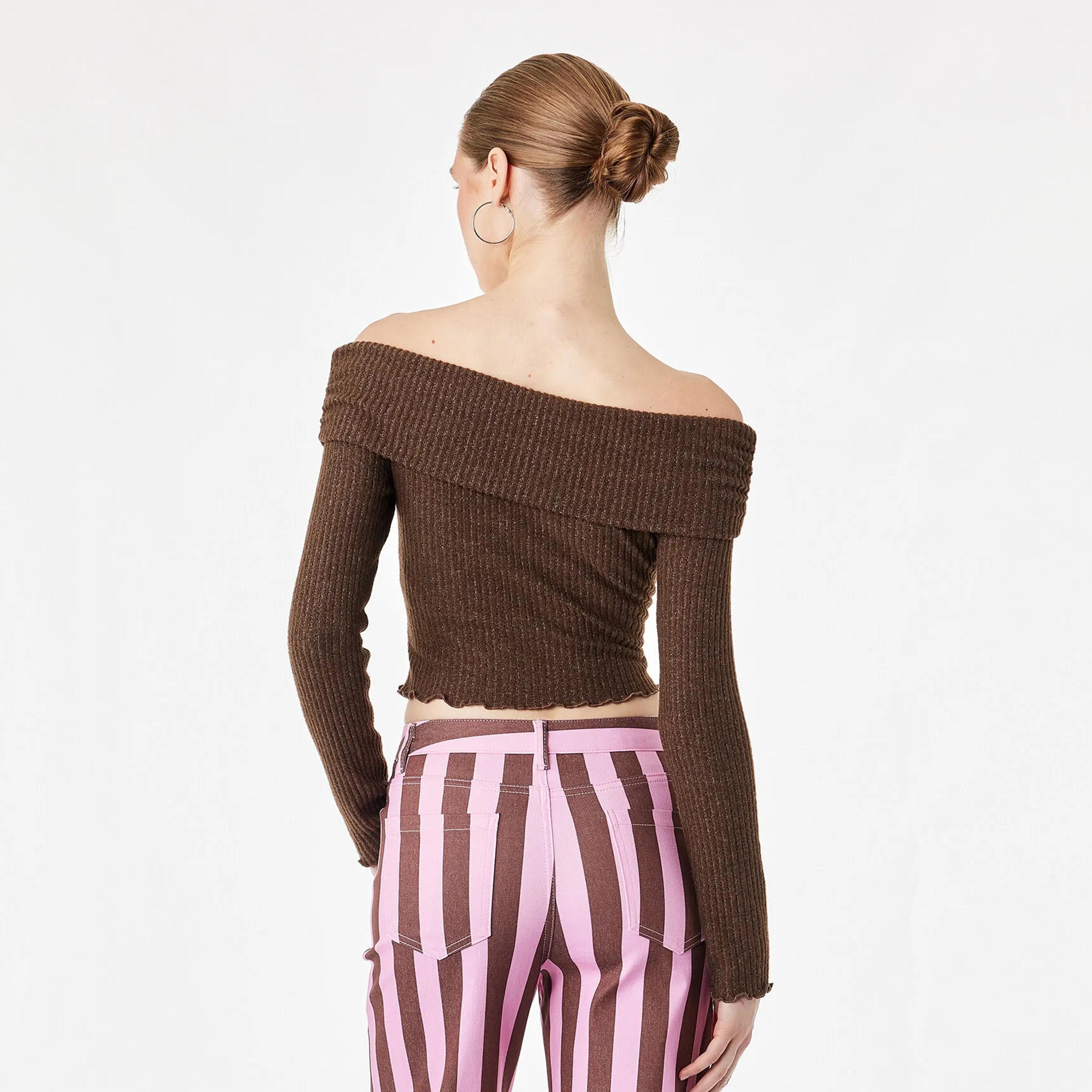توب حريمي بأكتاف مكشوفة قماش قطن مضلع من كوتون-women-clothing-shirtsandblouses-blouses-image-3