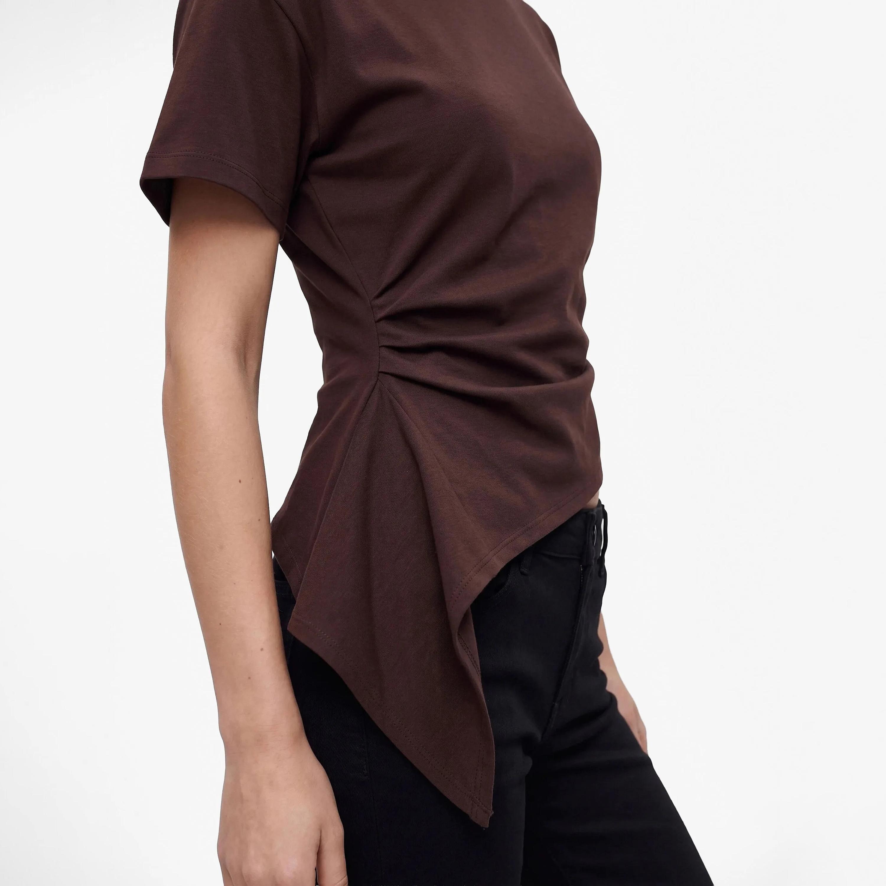 بلوزة قطنية نسائية بلون بني من كوتون-women-clothing-shirtsandblouses-blouses-image-5