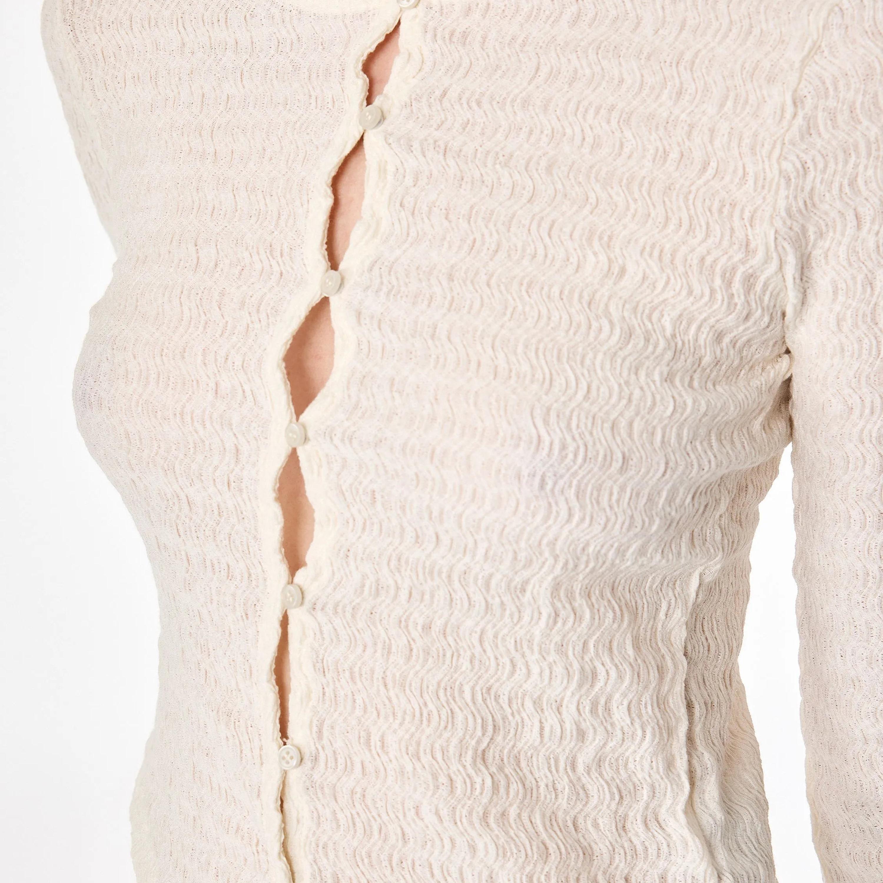 كارديجان توب حريمي بملمس مميز من قماش قطن من كوتون-women-clothing-shirtsandblouses-blouses-image-5