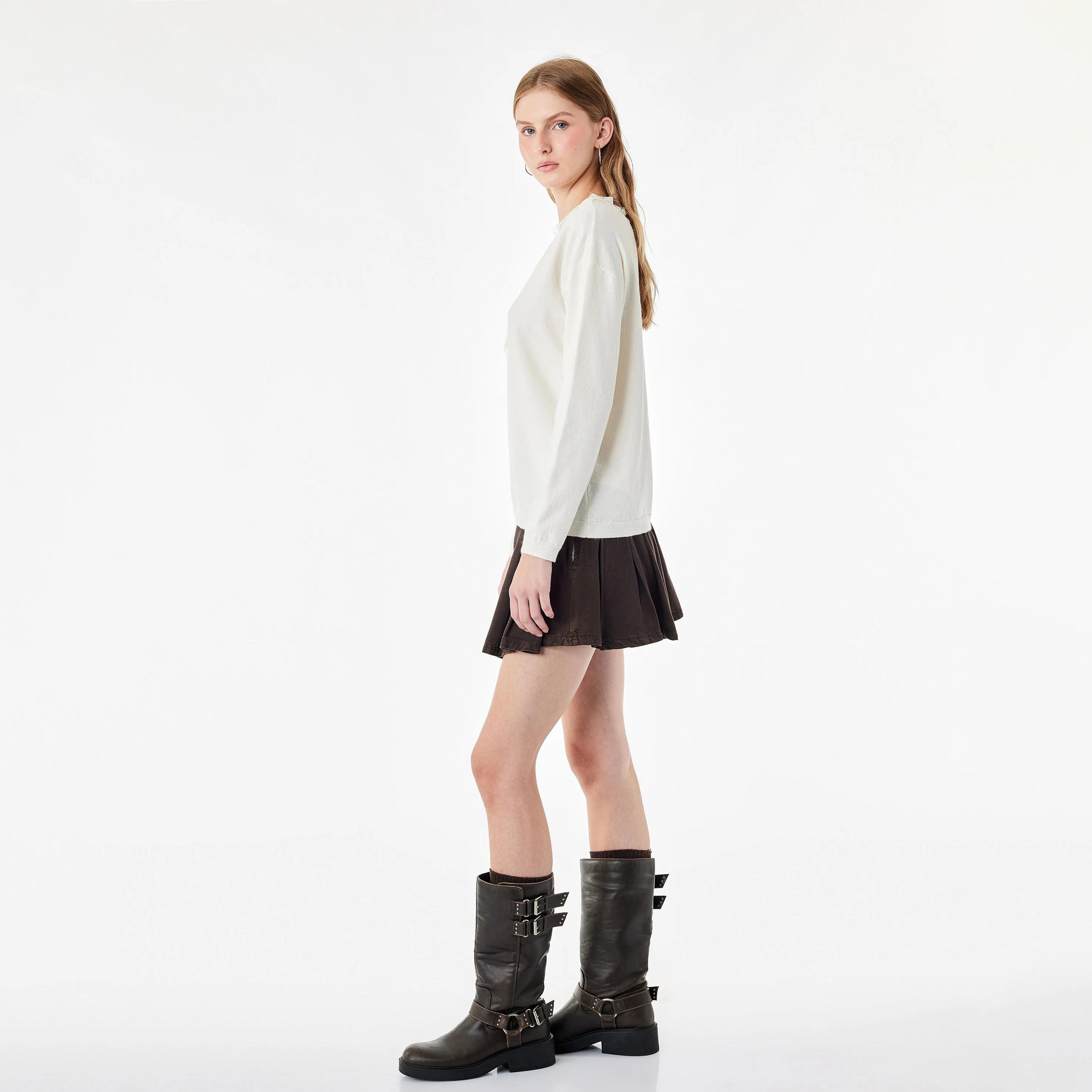 بلوفر حريمي بأكمام منسدلة وتفاصيل دانتيل من كوتون-women-winterwear-cardigansandjumpers-jumpers-image-8