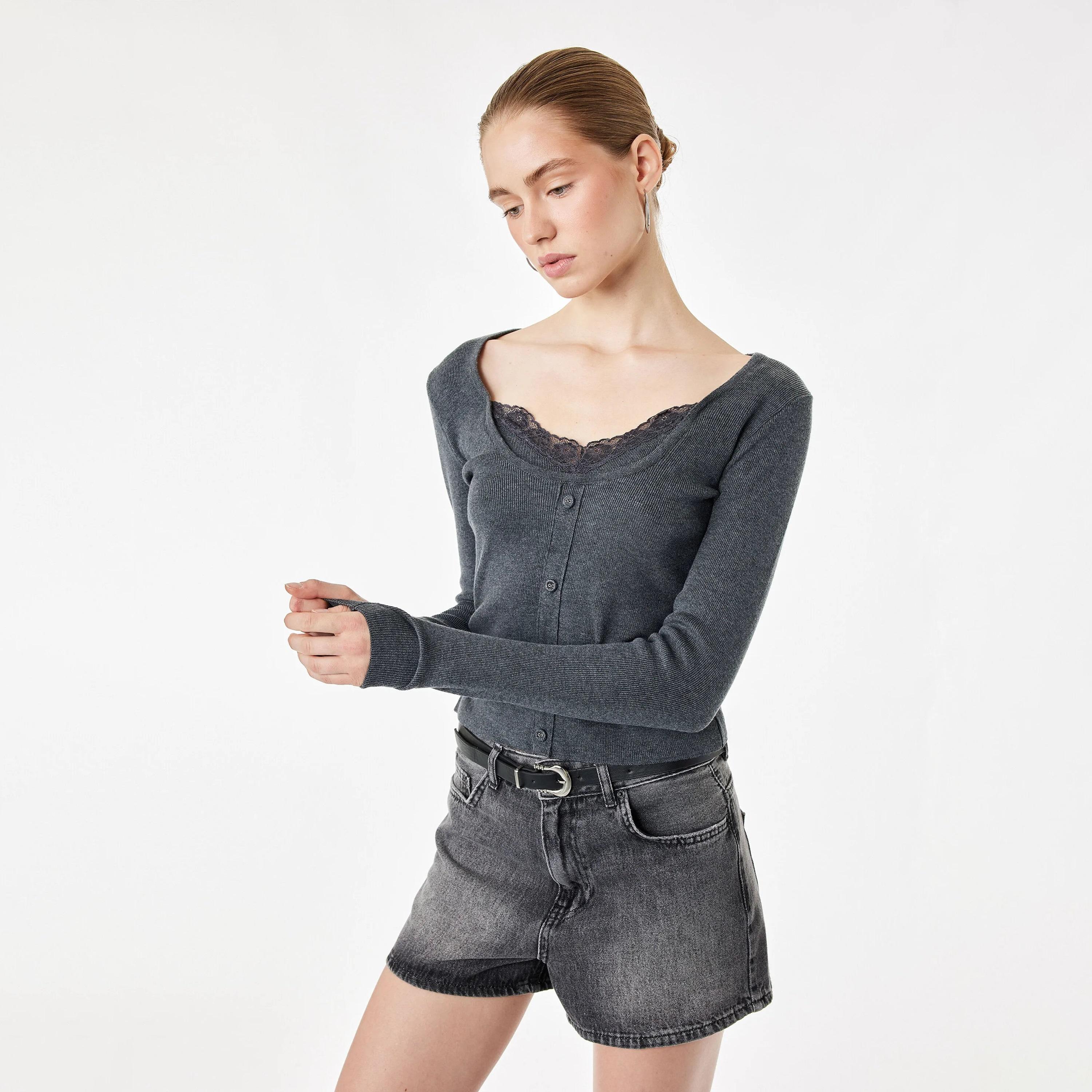 كارديجان حريمي بفتحة رقبة سكوب من كوتون-women-winterwear-cardigansandjumpers-cardigans-image-1