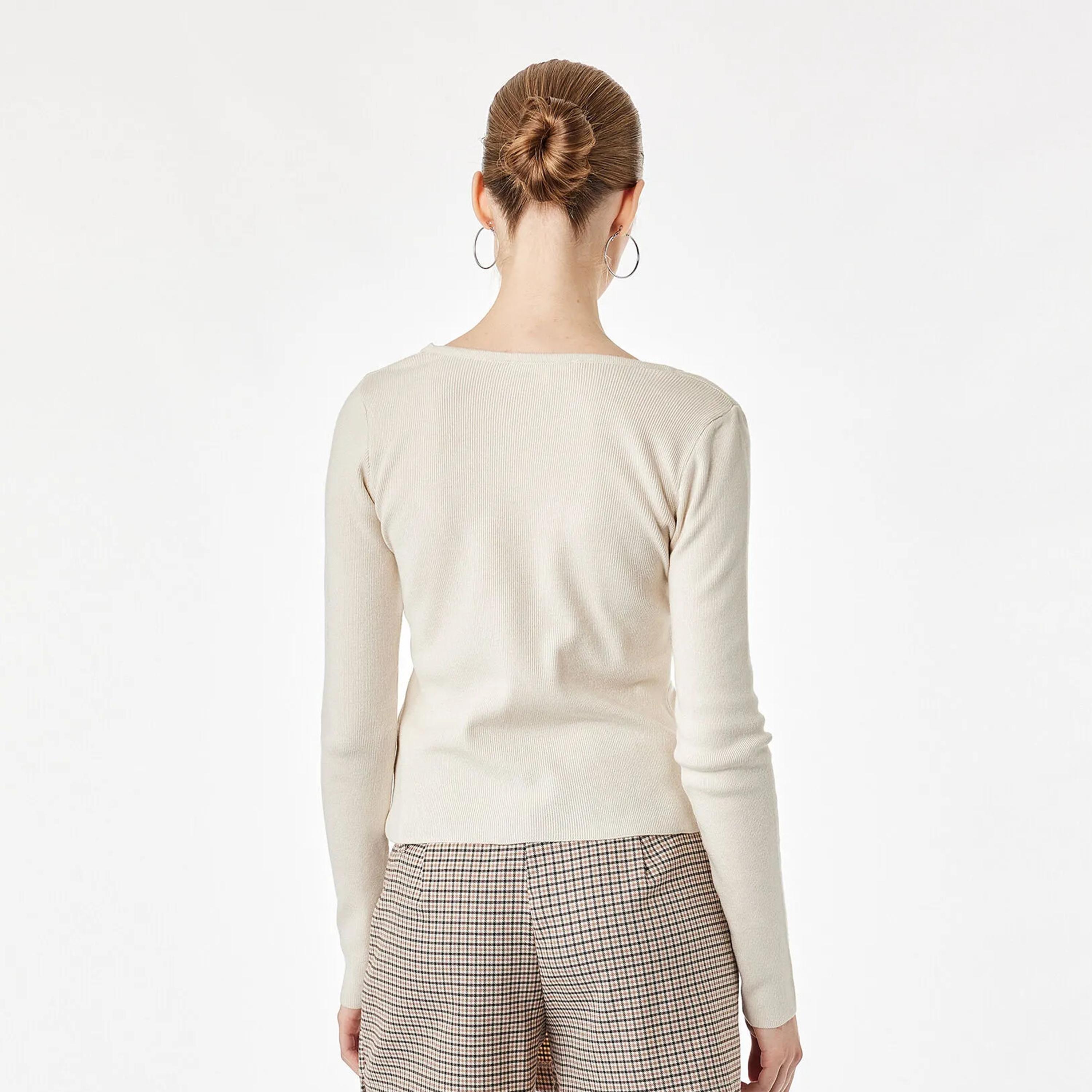 كارديجان حريمي بفتحة رقبة سكوب من كوتون-women-winterwear-cardigansandjumpers-cardigans-image-10