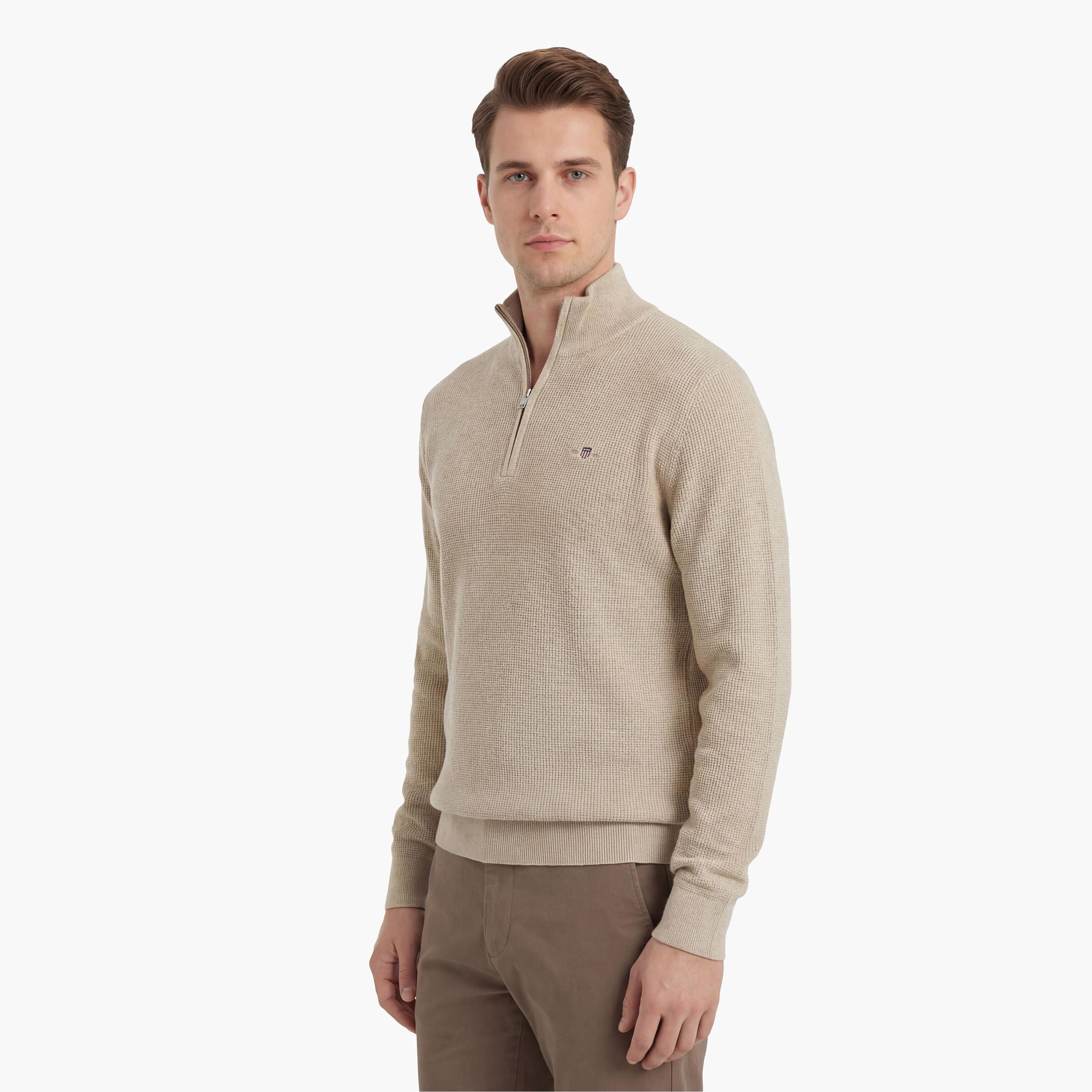 سويتر رجالي بارز الملمس بأكمام طويلة وياقة مرتفعة من جانت-men-clothing-sweatersandpullovers-image-3