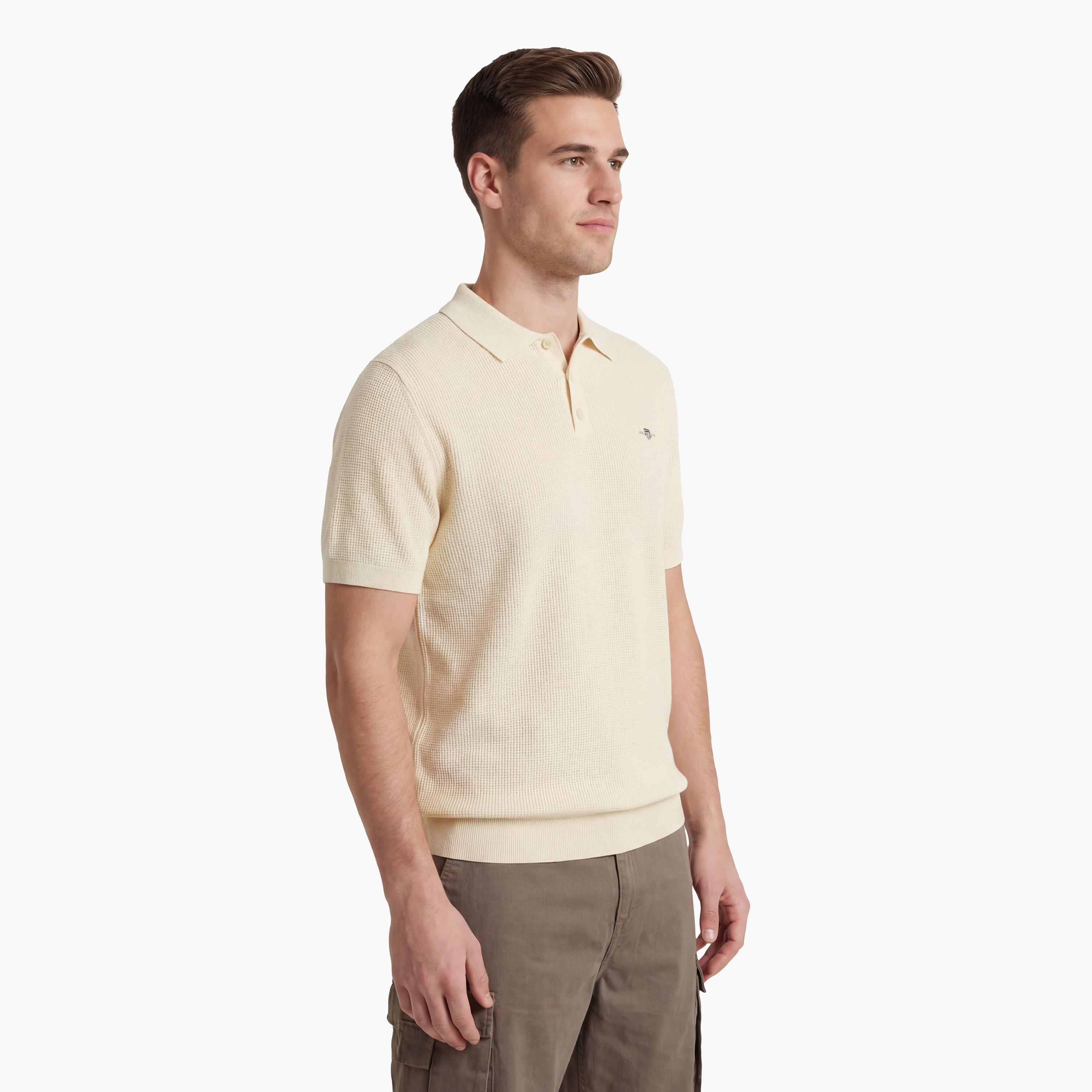 تي شيرت بولو رجالي بارز الملمس بأكمام قصيرة وبياقة من جانت-men-clothing-tshirtsandpolos-polos-image-3